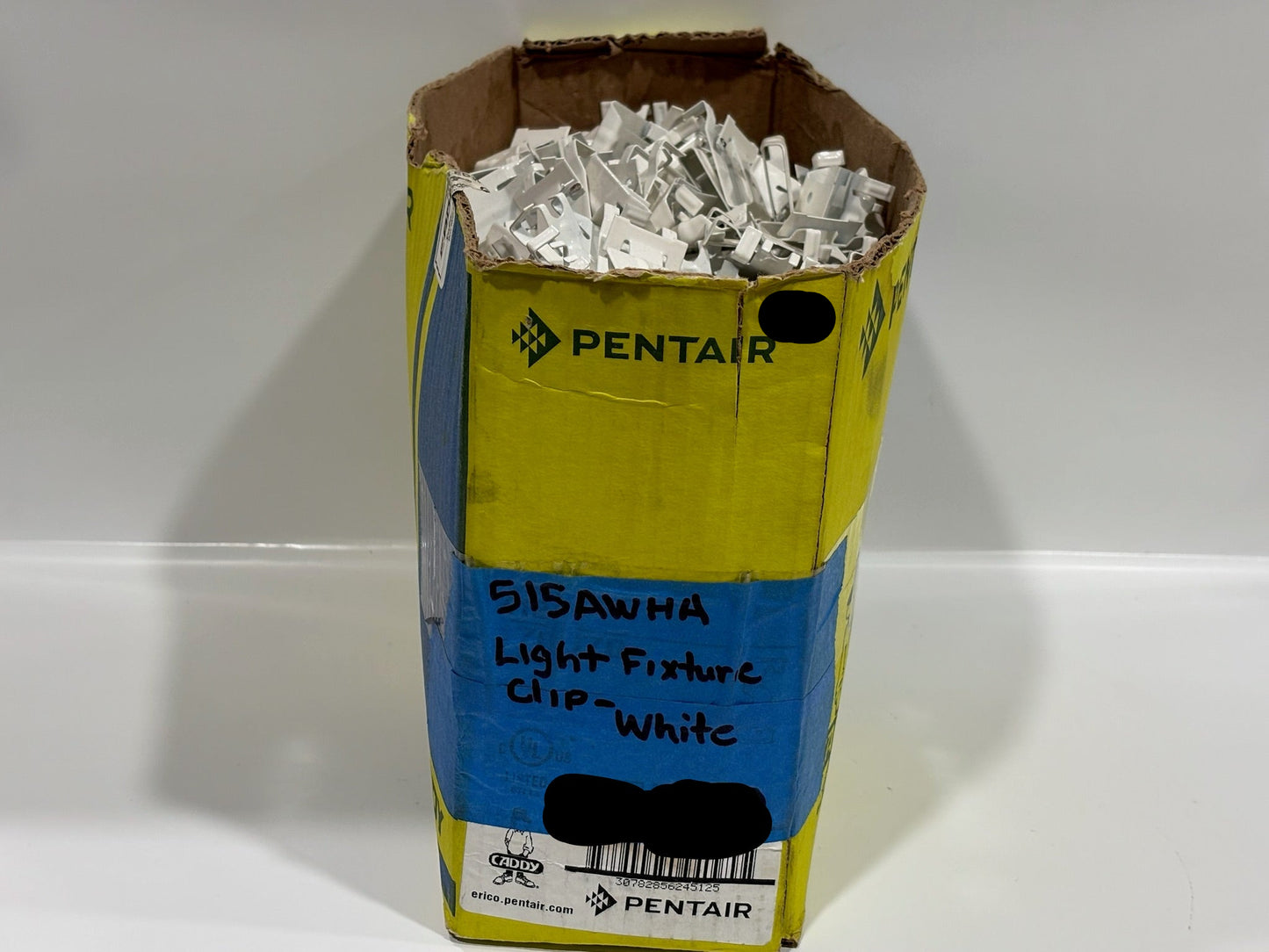 200 Pk Erico Caddy 515AWHA Pentair Light Fixture Clip-White