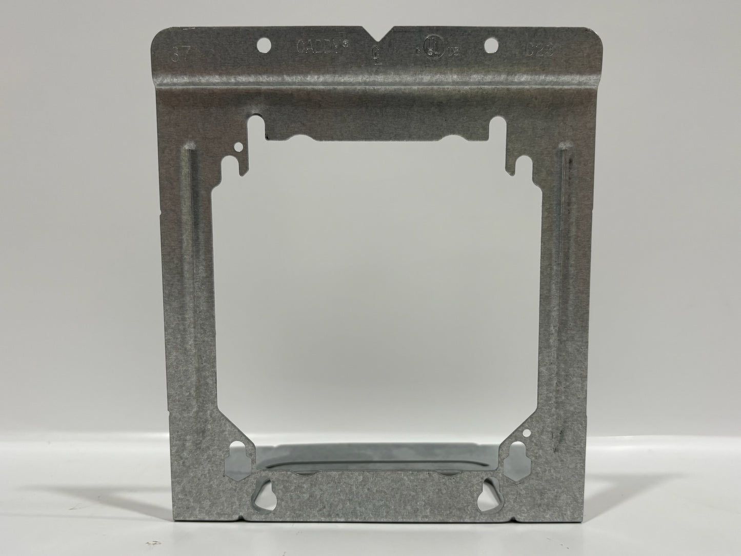 100 PC nVent Caddy C23 Quick Mount Box Support 4" amd 4 11/16" Outlet Box