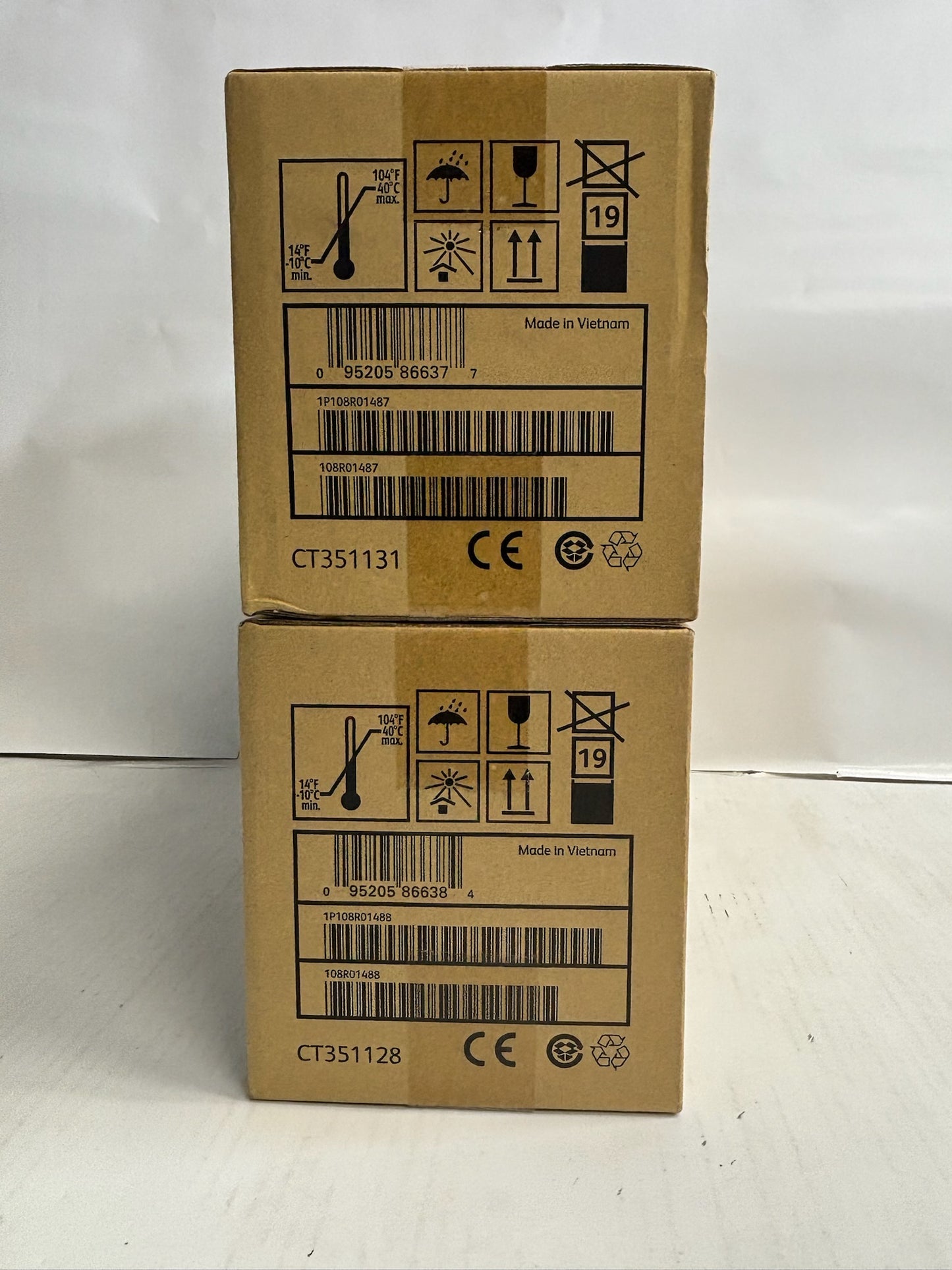 2 New Genuine Xerox VersaLink C600,C605 YK Drum Cartridges 106R01487, 106R01488