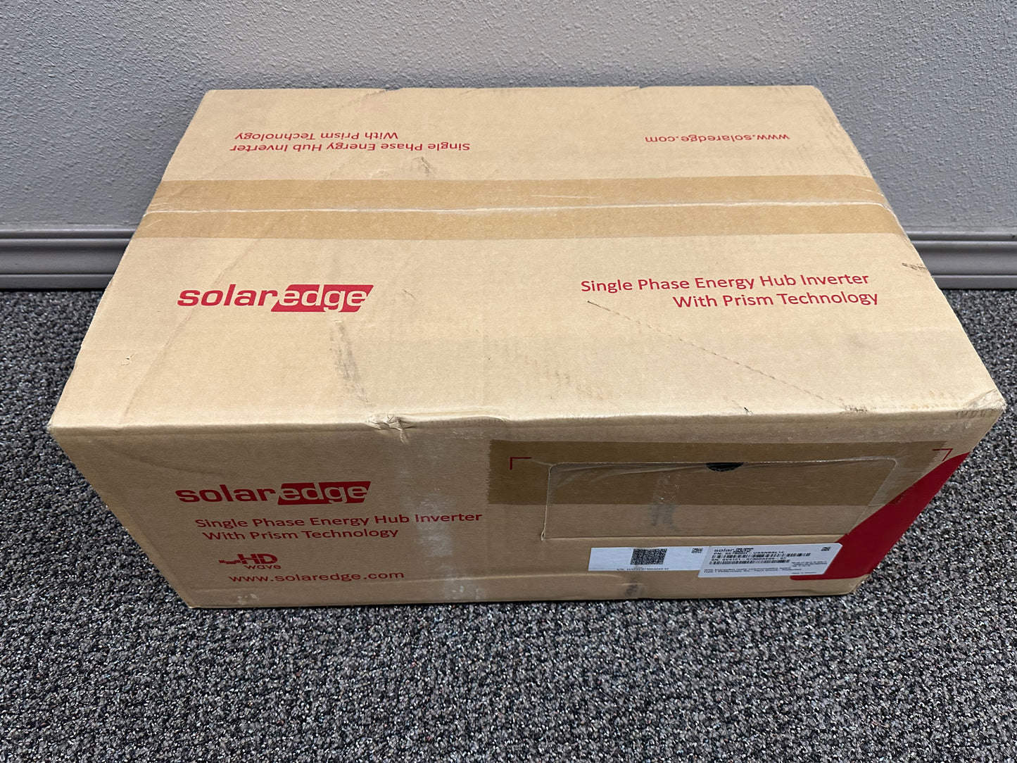 SolarEdge SE7600H-USSNBBL14 7.6kW Single-Phase Energy Hub Solar Inverter