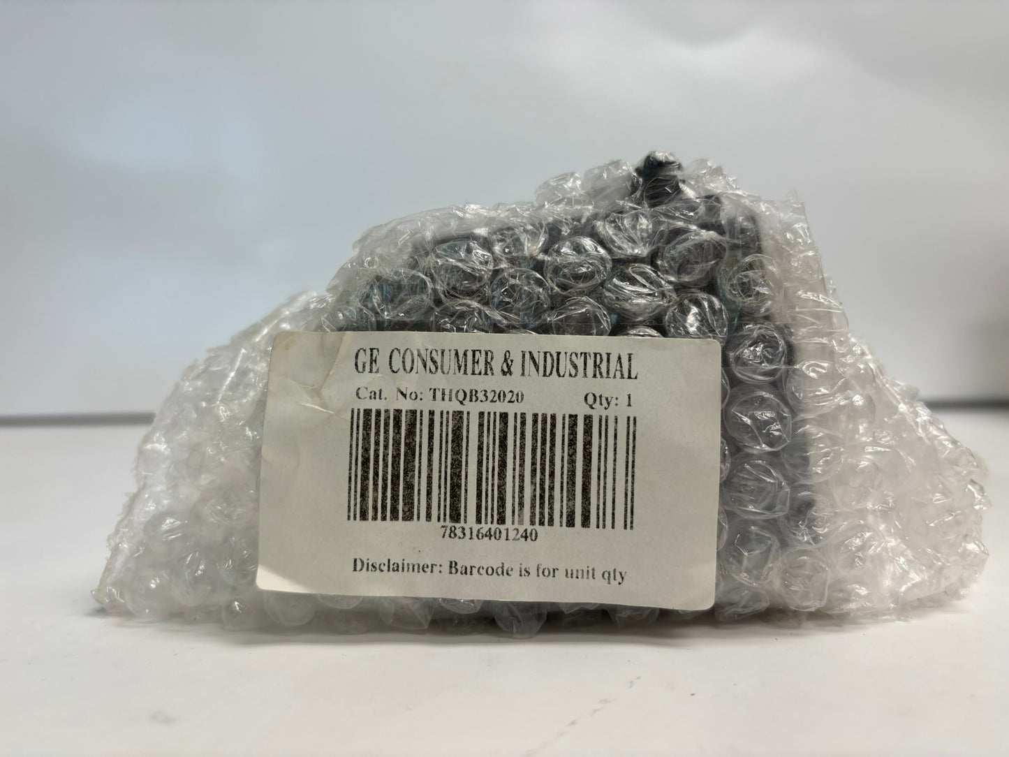 New GE Consumer & Industrials 3 Pole 20 AMP Circuit Breaker THQB32020