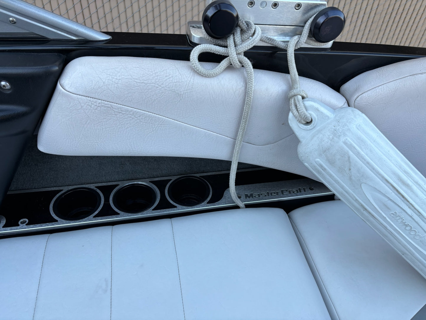 2006 MasterCraft Maristar 200 Boat With $20,000 Speaker Tower System