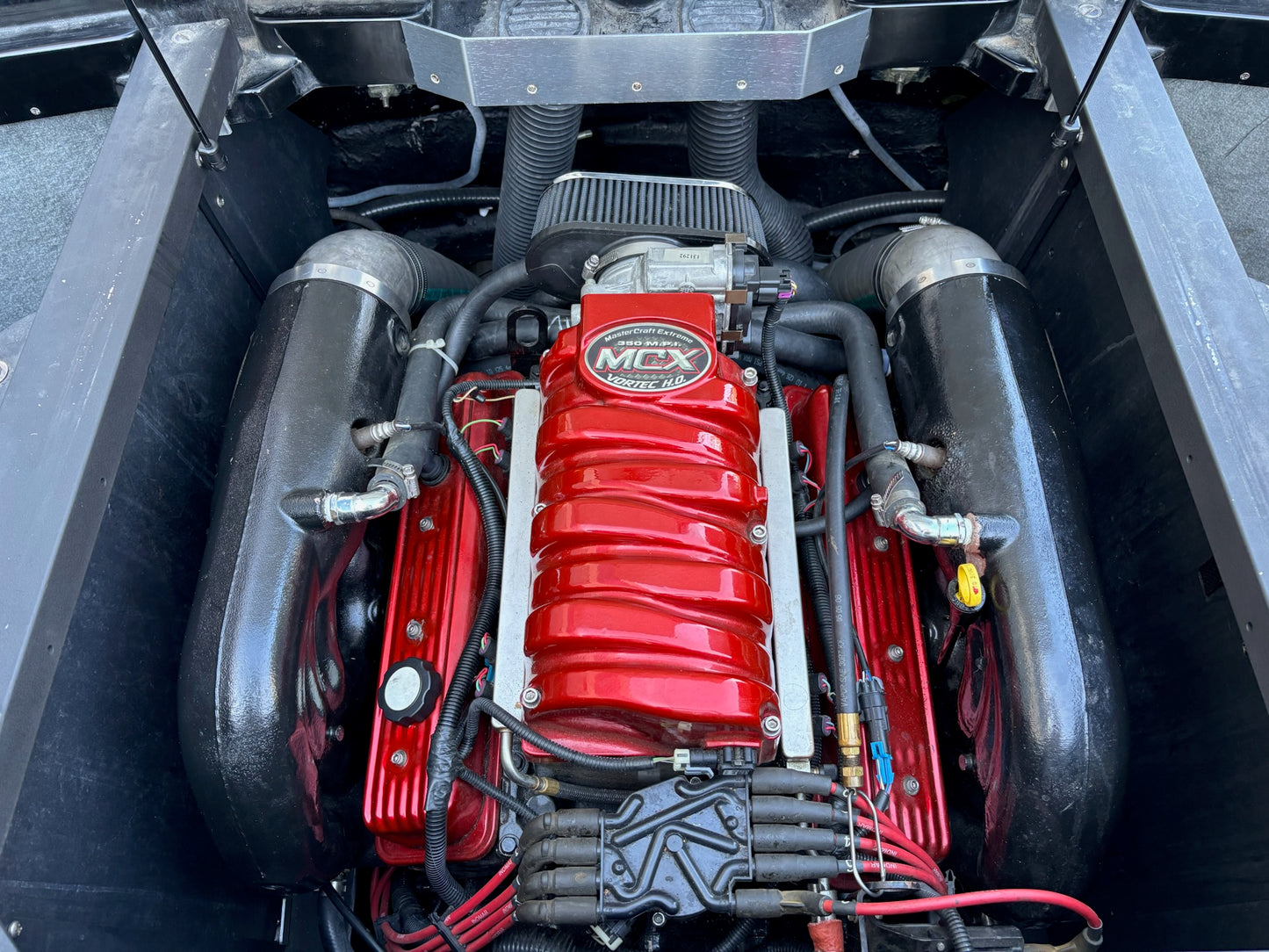 2006 MasterCraft Maristar 200 Boat With $20,000 Speaker Tower System