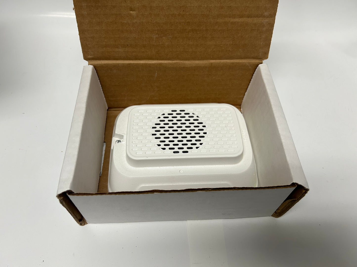 System Sensor HWL-LF Low Frequency Sounder, Wall, White
