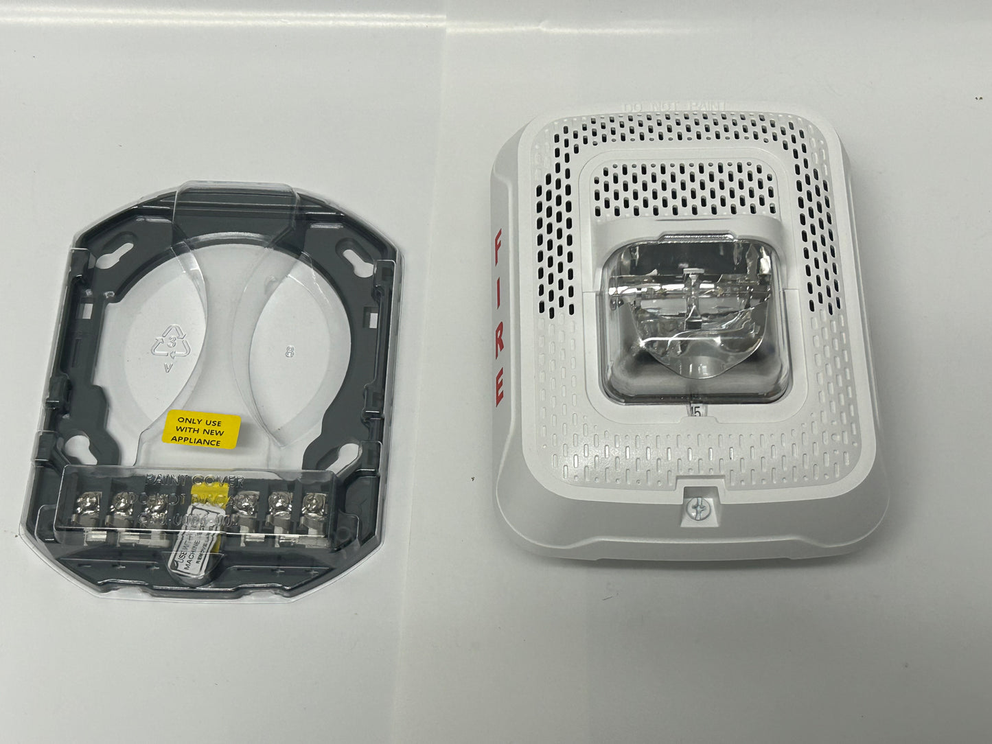System Sensor SPSWL Wall Speaker Strobe Indoor