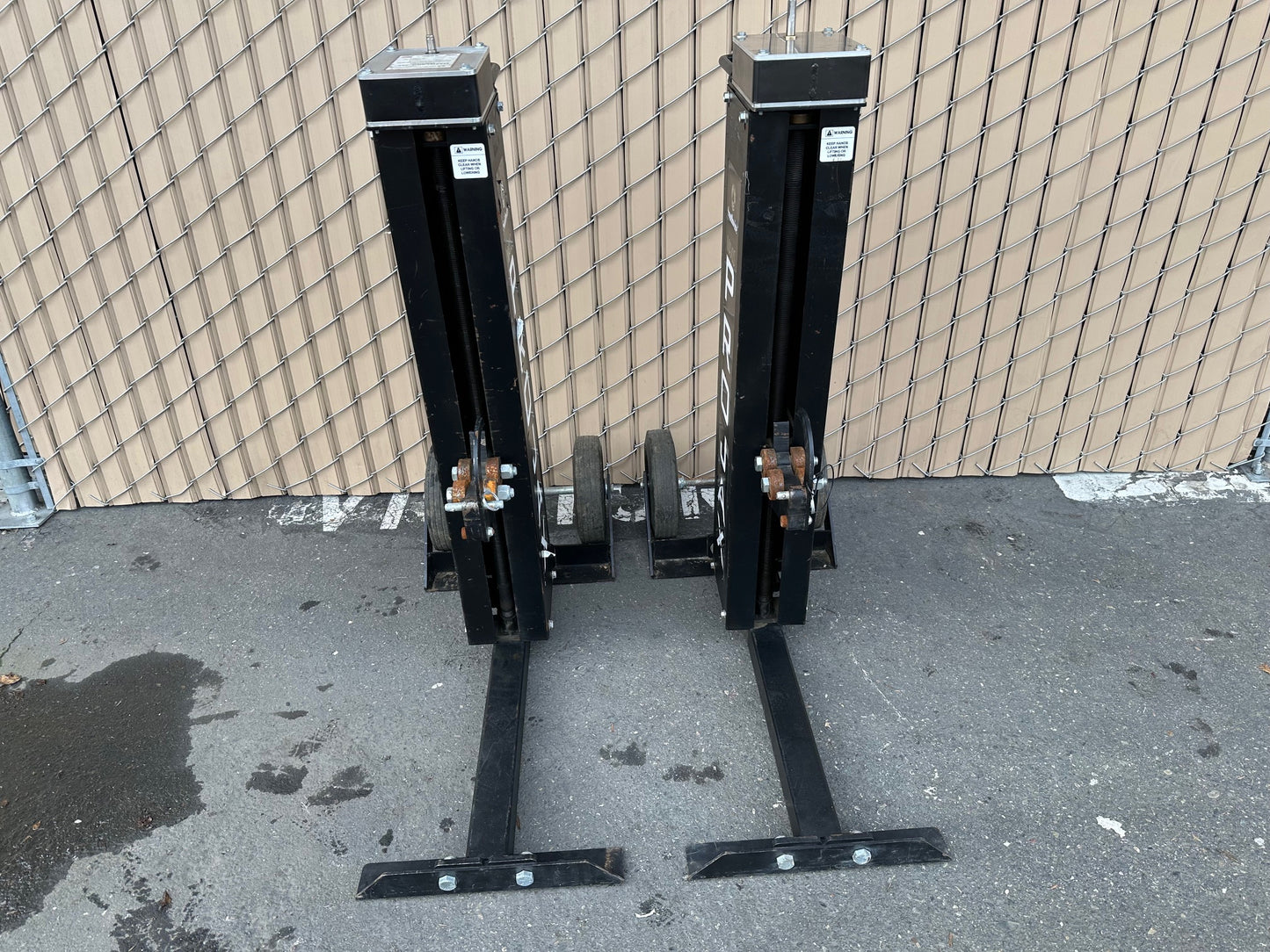 Southwire MPJ-02 MAXIS PRO-JAX Reel Stands / Jack Pair 10,000 lbs