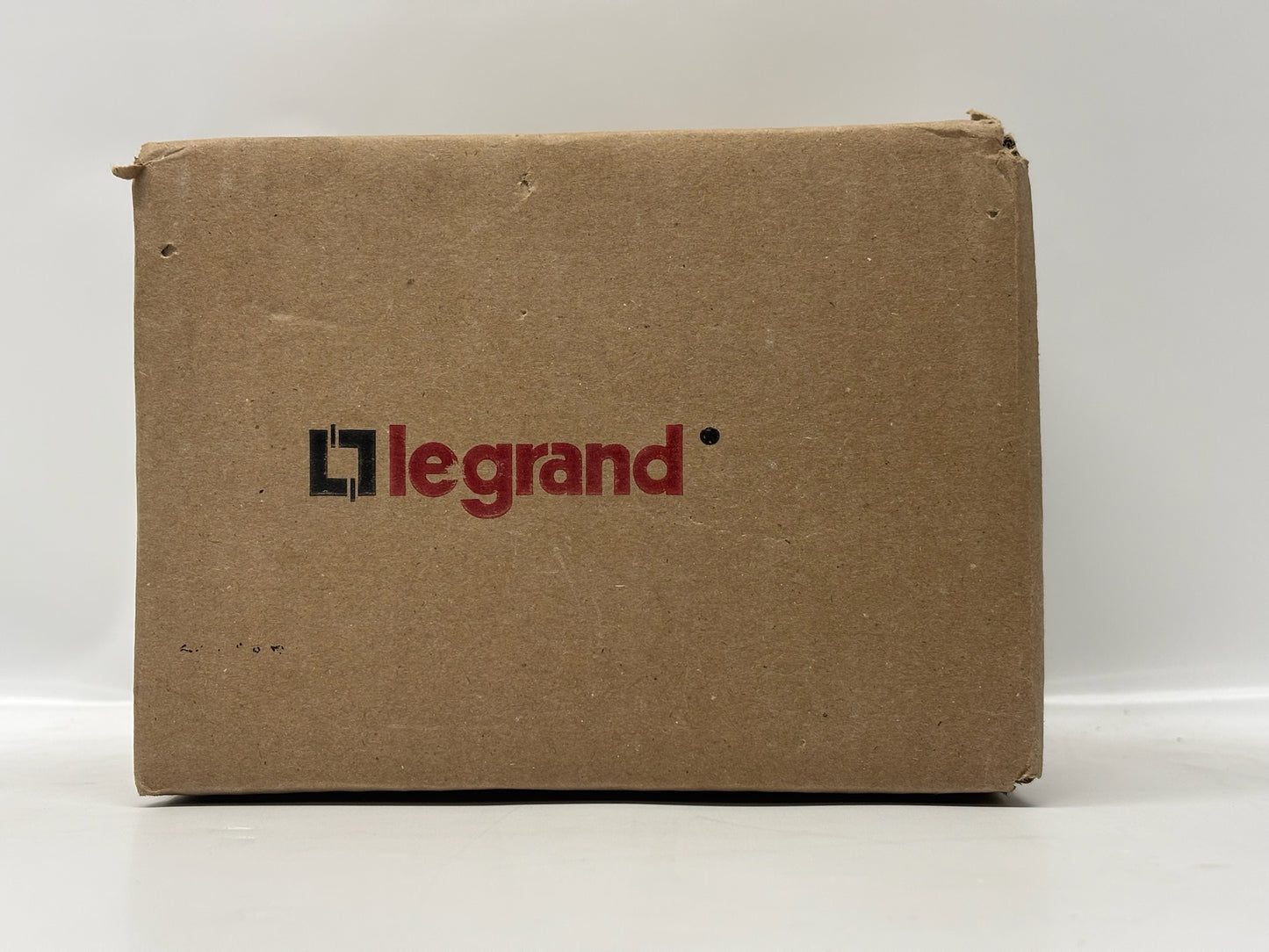 Legrand RFBADP 10-Pack – Duplex Device Plates for RFBA Floor Boxes