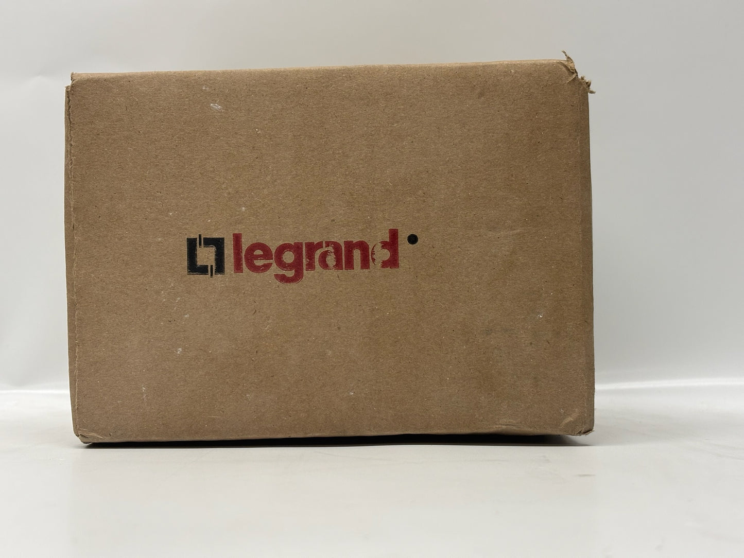 Legrand RFBADP 10-Pack – Duplex Device Plates for RFBA Floor Boxes