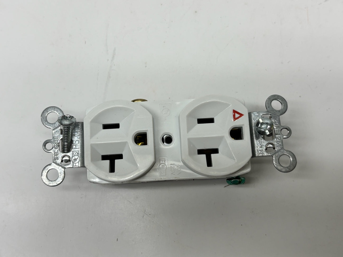Legrand Radiant 8300-HW Duplex Receptacle 20A 125V Compact Hospital Grade-10 Pck