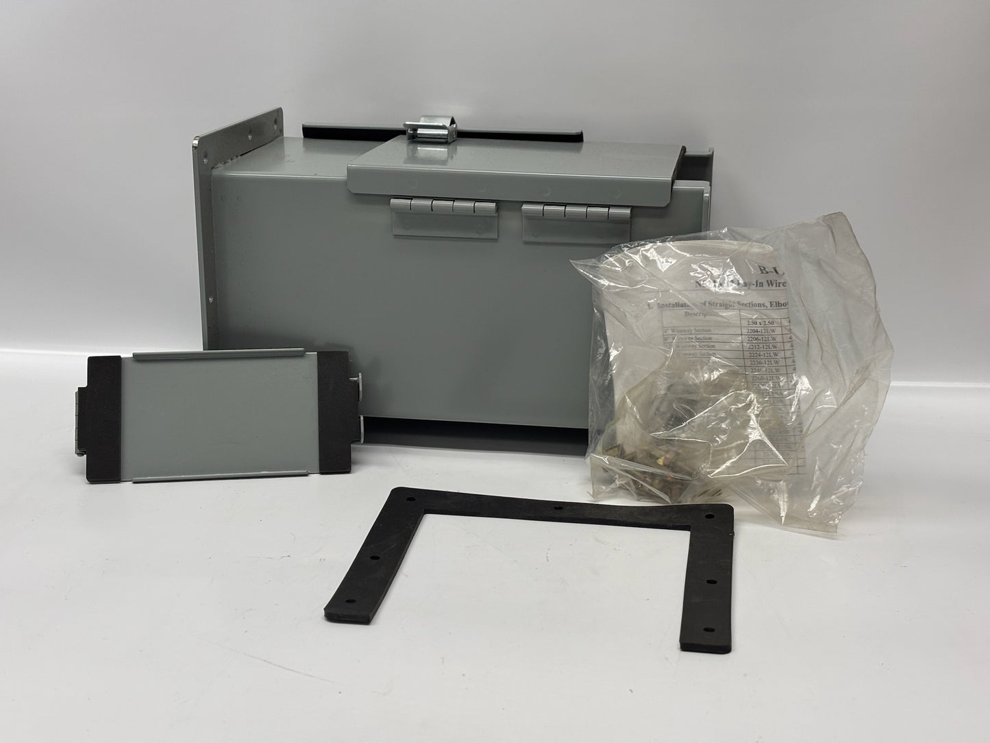 B-Line 66-12LTSC Lay-In Wireway – NEMA 12, 6x6" Steel, Gray, Transverse CW