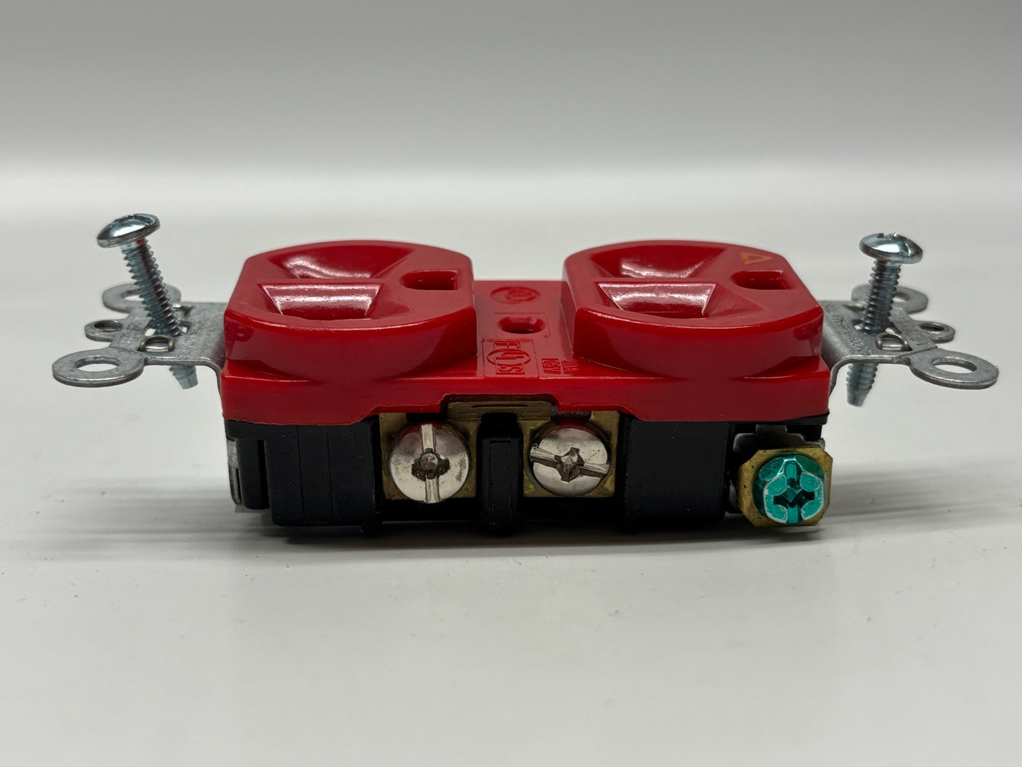 Legrand Radiant 8300-HRED Duplex Receptacle Hospital Grade Back/Side Wire-10 Pck