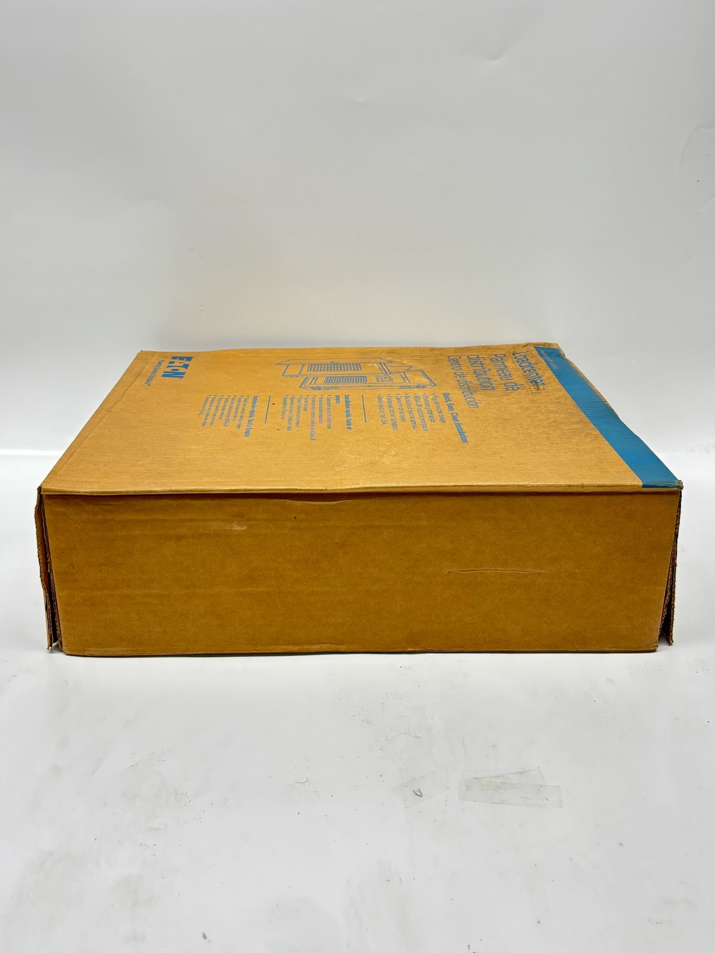 Eaton CHP12L125R 125A Rainproof Main Lug Load Center (12/24)