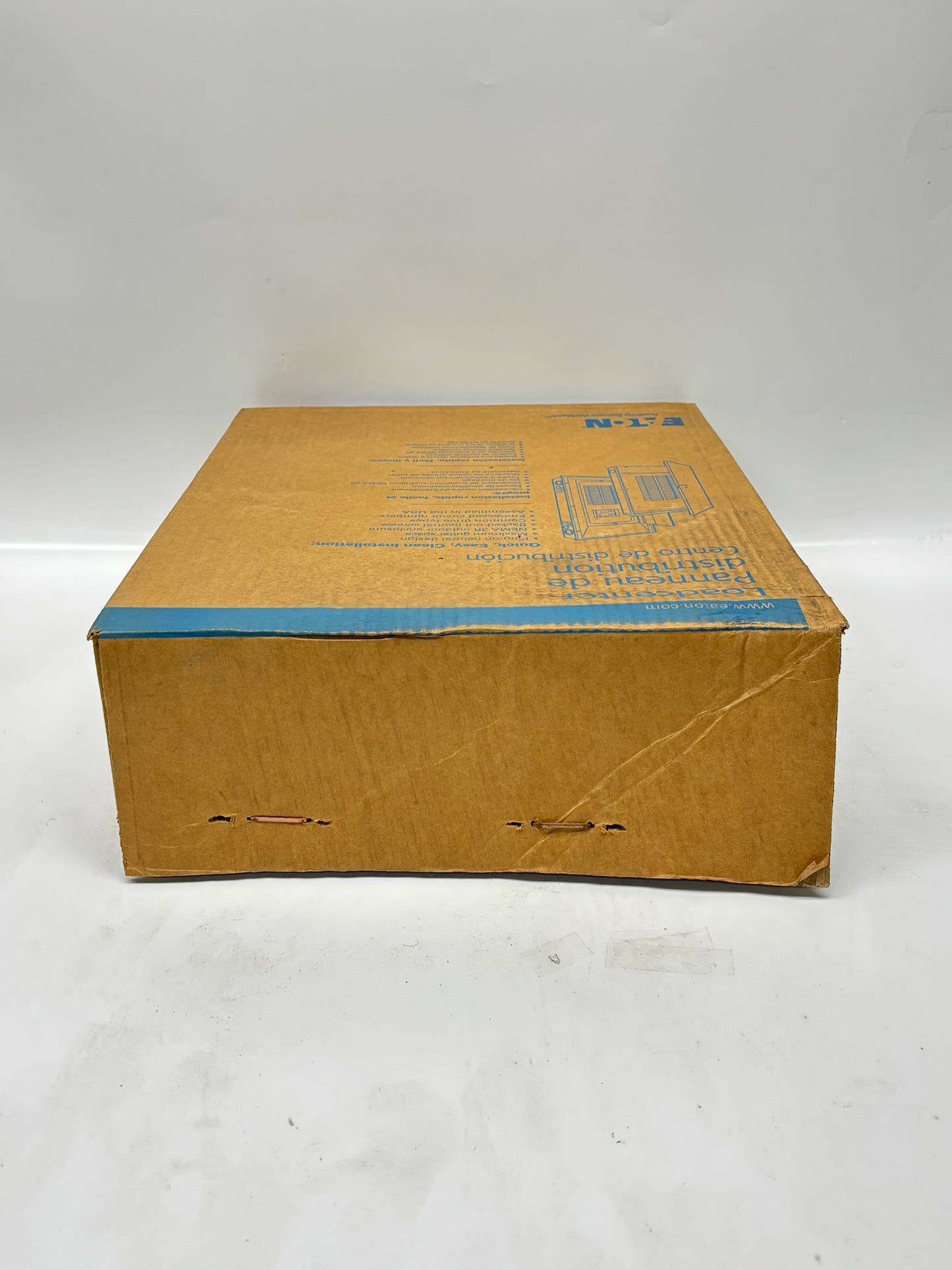 Eaton CHP12L125R 125A Rainproof Main Lug Load Center (12/24)