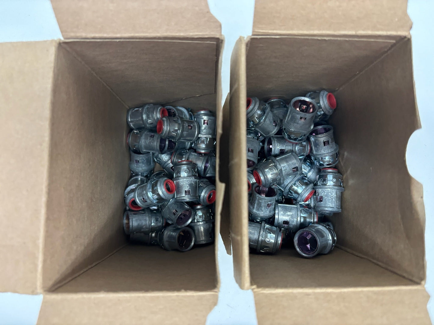 77 PC Arlington 40AST 3/8" SNAPIT Cable Connector MCI:480-610 / 480-550 Zinc Die Cast