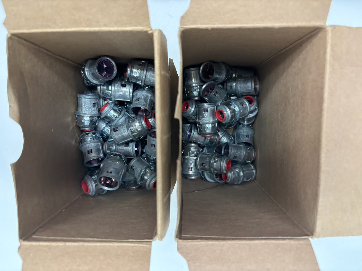 100 PC Arlington 40AST 3/8" SNAPIT Cable Connector MCI: 480-610/480-550 Zinc Die Cast