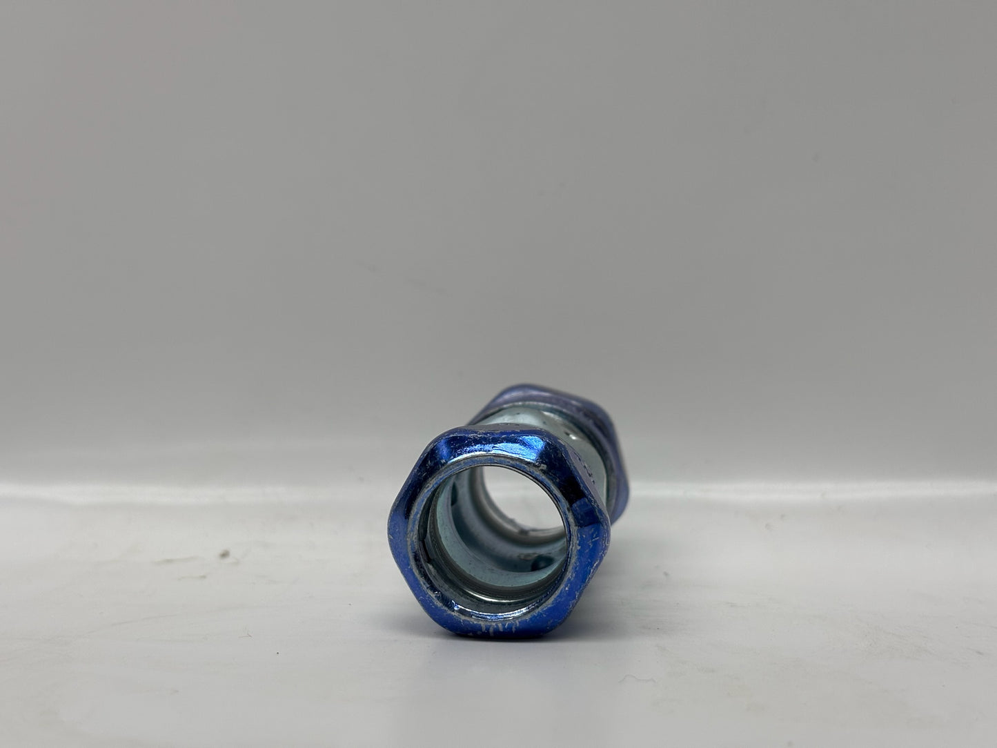 RACO 2922RT Compression Coupling – 1/2" EMT, Raintight, Pack of 50