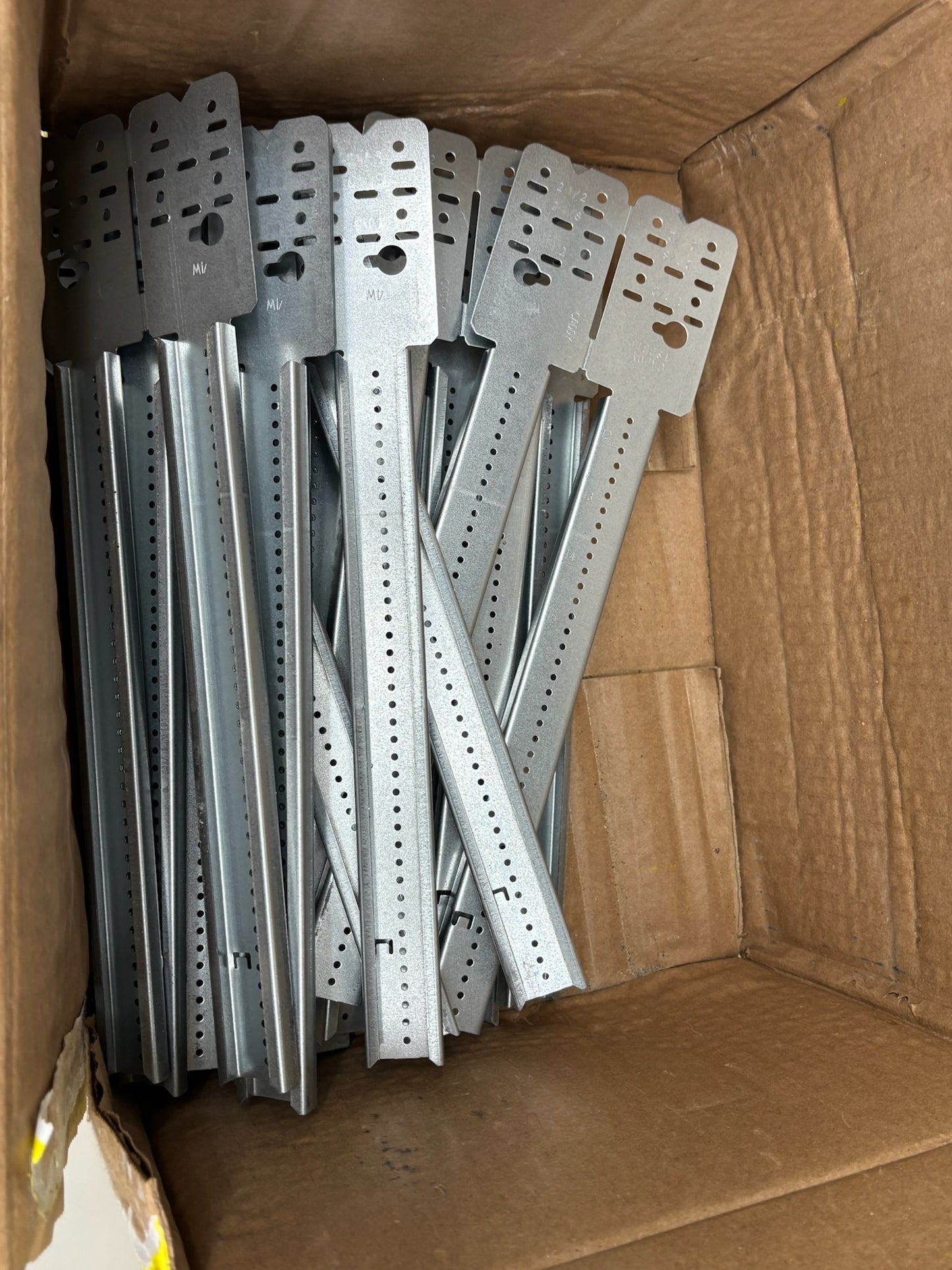 112 PK Nvent Caddy TSGB16 Telescoping Screw Gun Box Bracket