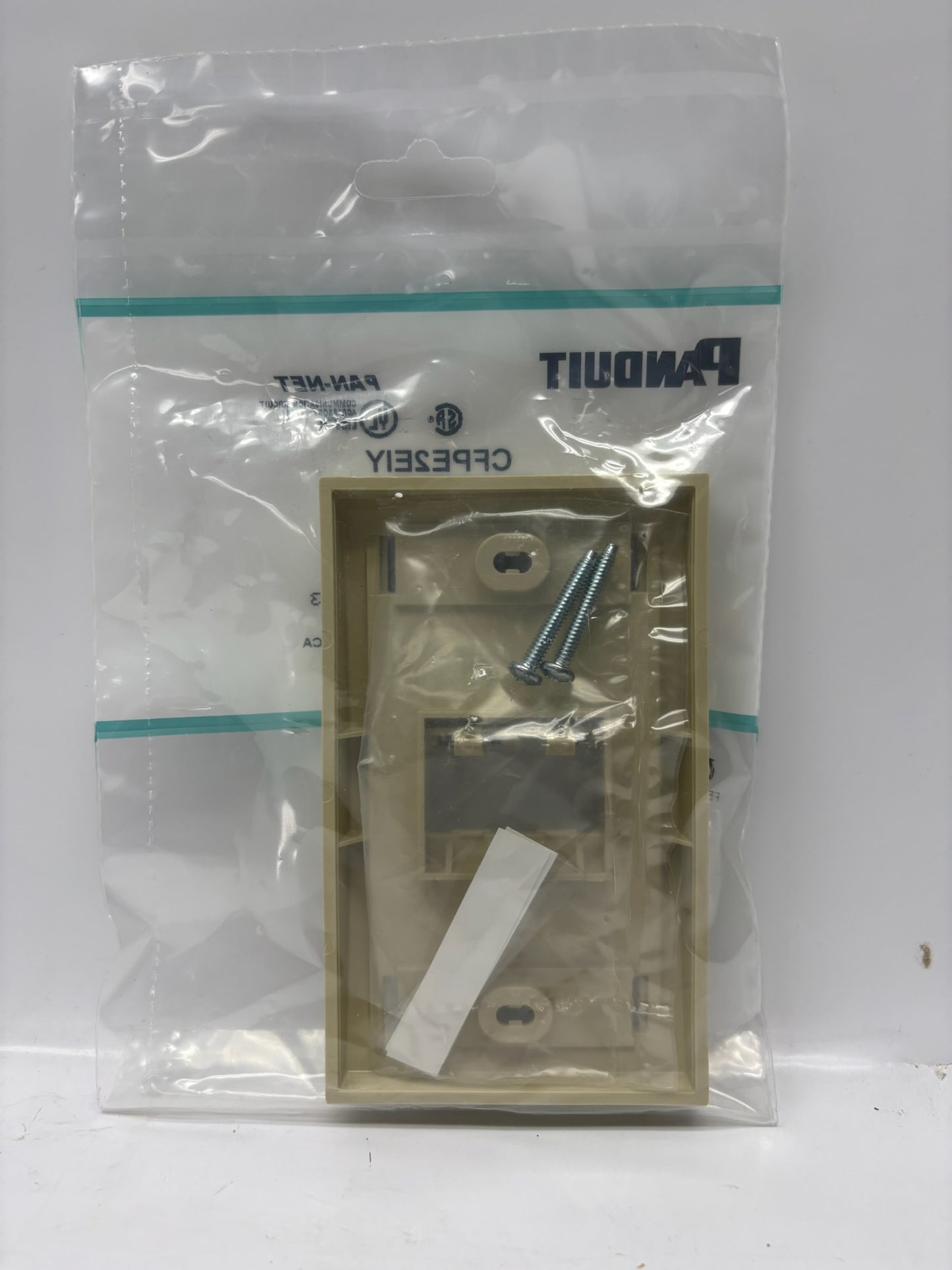 Panduit CFPE2EIY Single-Gang    2-Port Electric Ivory Faceplate – 16 Pack