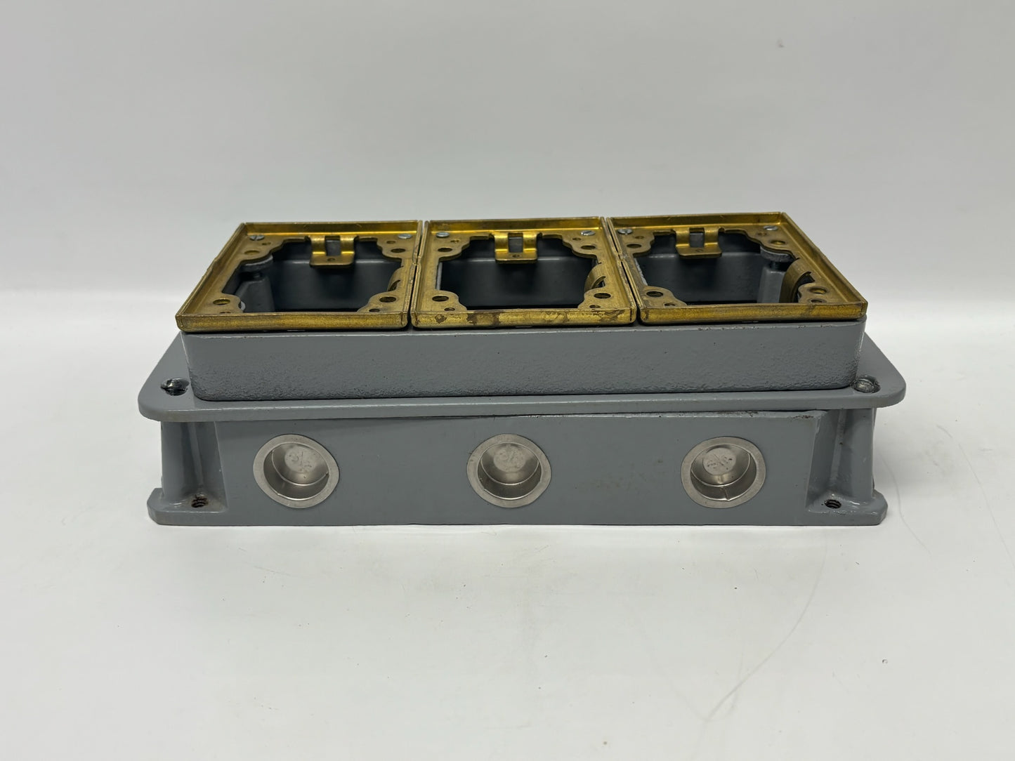 Hubbell B4333 3‑Gang Deep Cast Iron Flush Floor Box with Brass Top