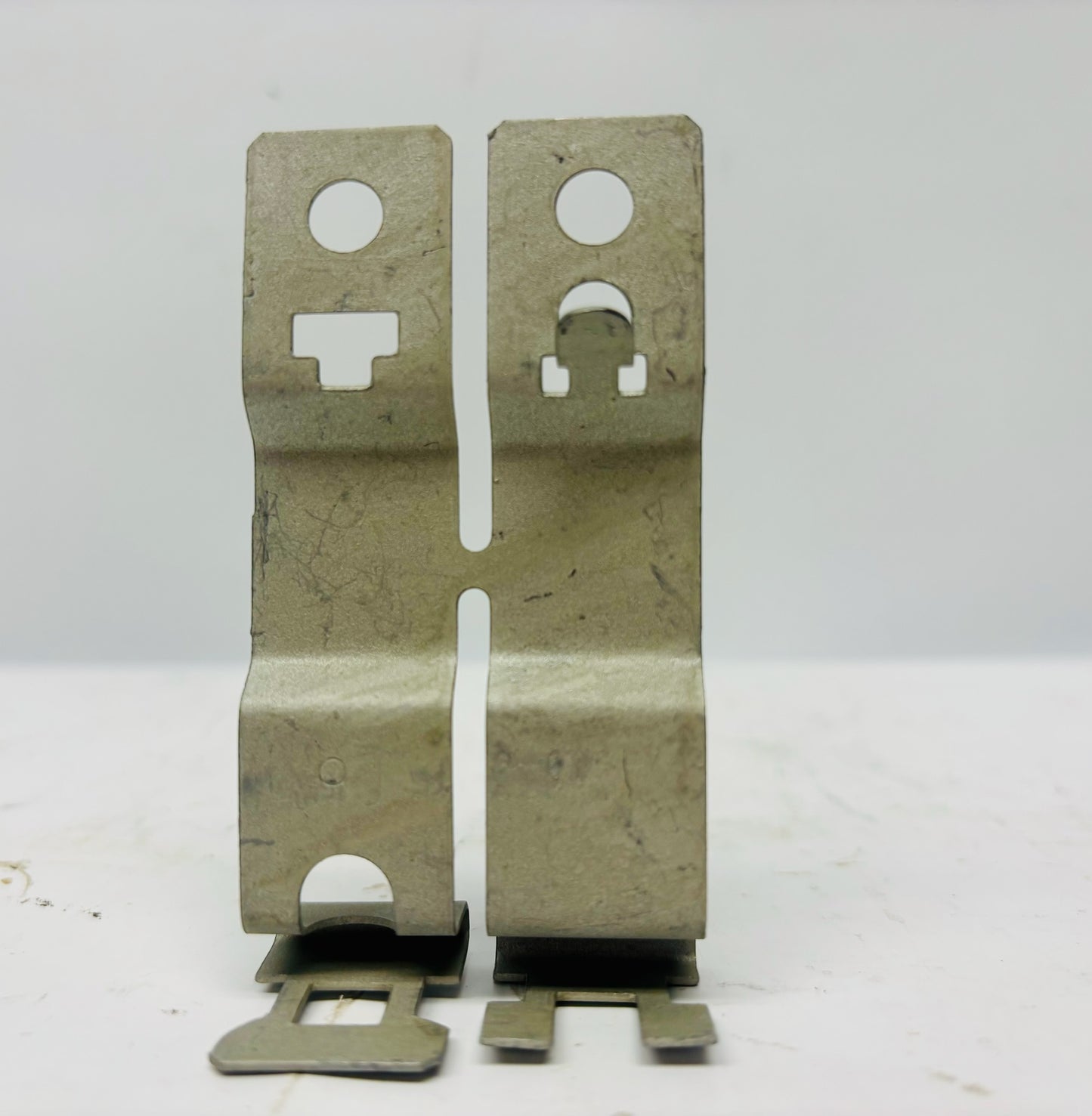 100 Pk NVENT Caddy IDS 5/8" Support Clip (No Screws)
