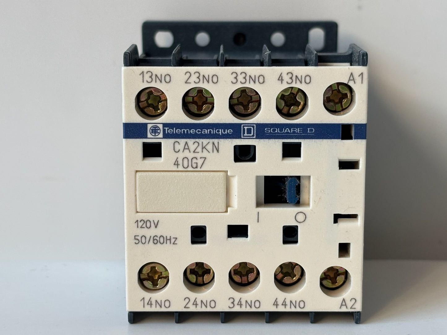 3 PK Telemecanique CA2KN40G7 TeSys K Control Relay 120 V 50/60Hz