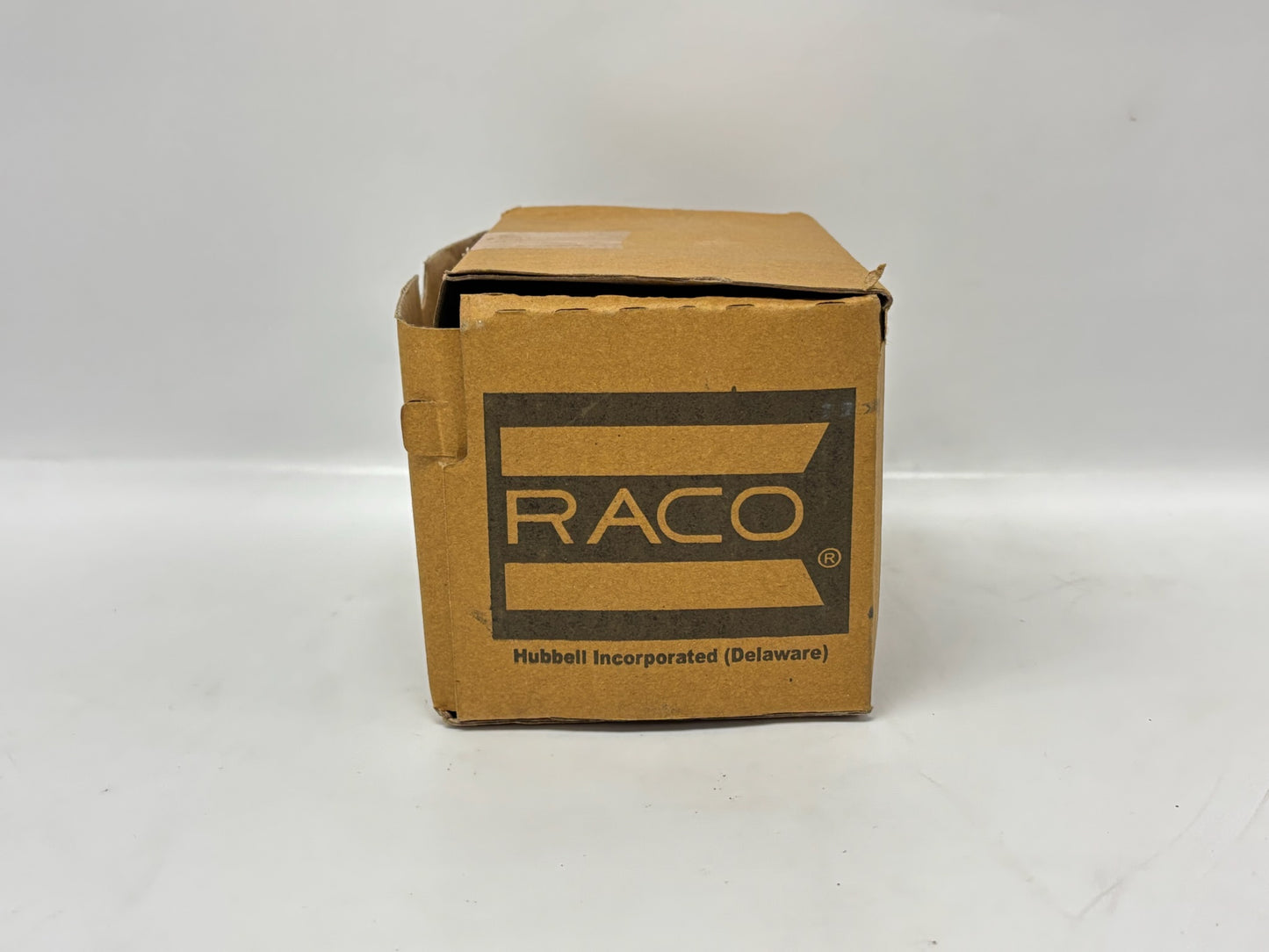 50 PK RACO 2922RT ½″ EMT Compression Raintight Coupling, Steel