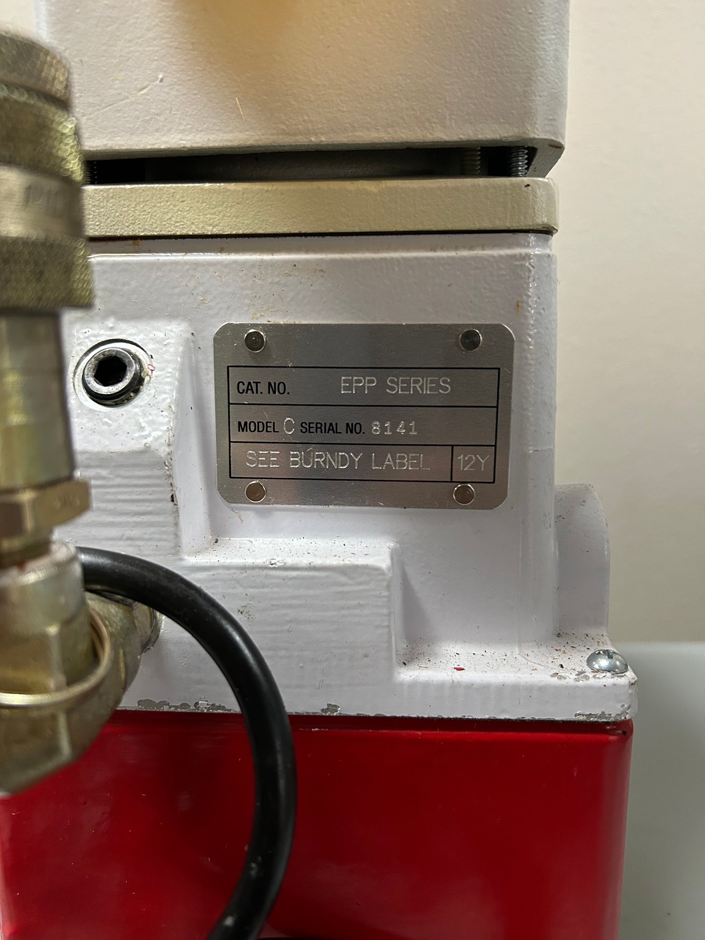 BURNDY EPP 10 Hydraulic Pump 10,000 psi Max. Op Pressure 18 cu in/min 115V AC