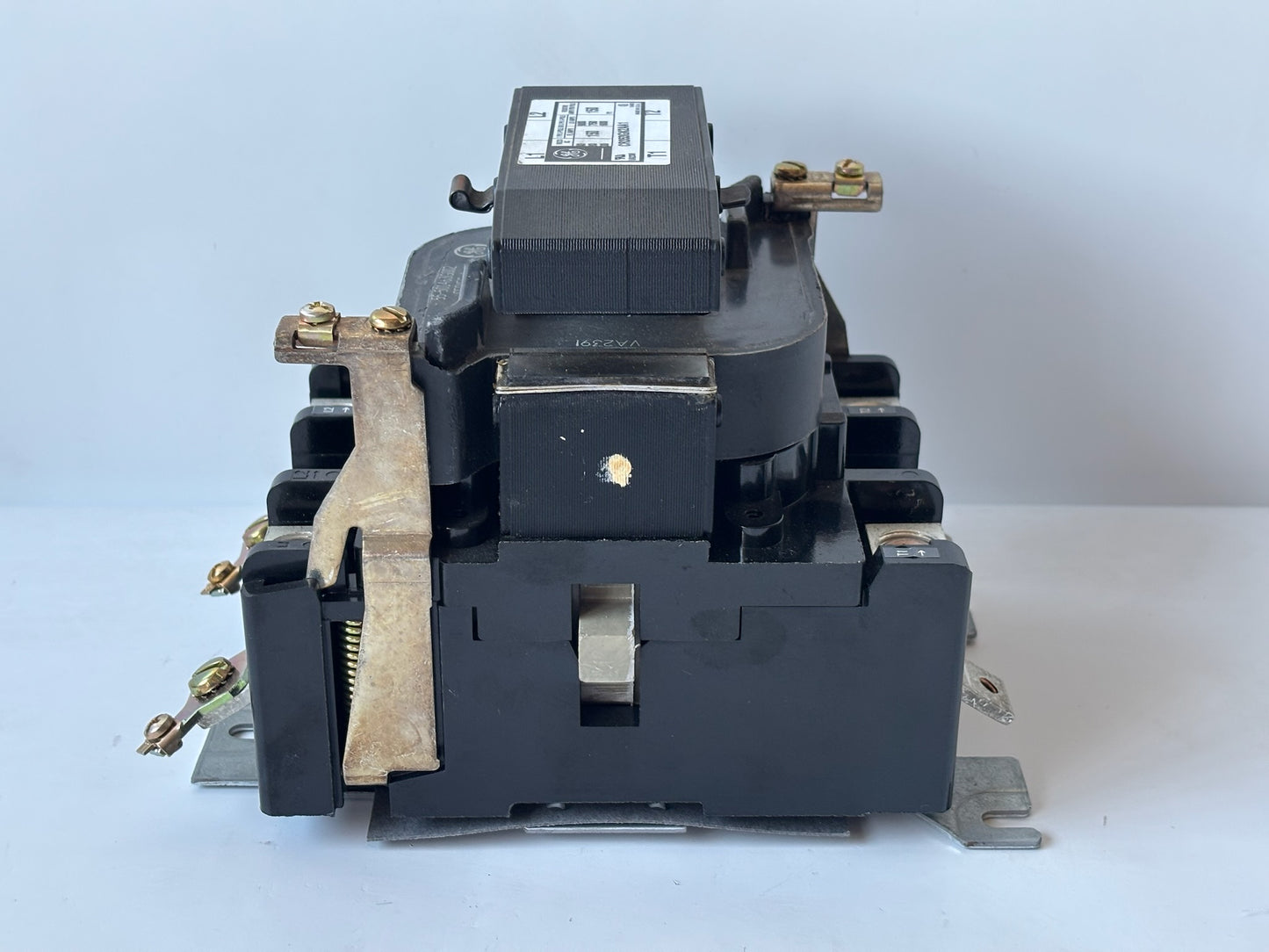 GE CR353GK2AA1 DP Contactor 3-Pole 150 A 120 V AC Coil Industrial Use