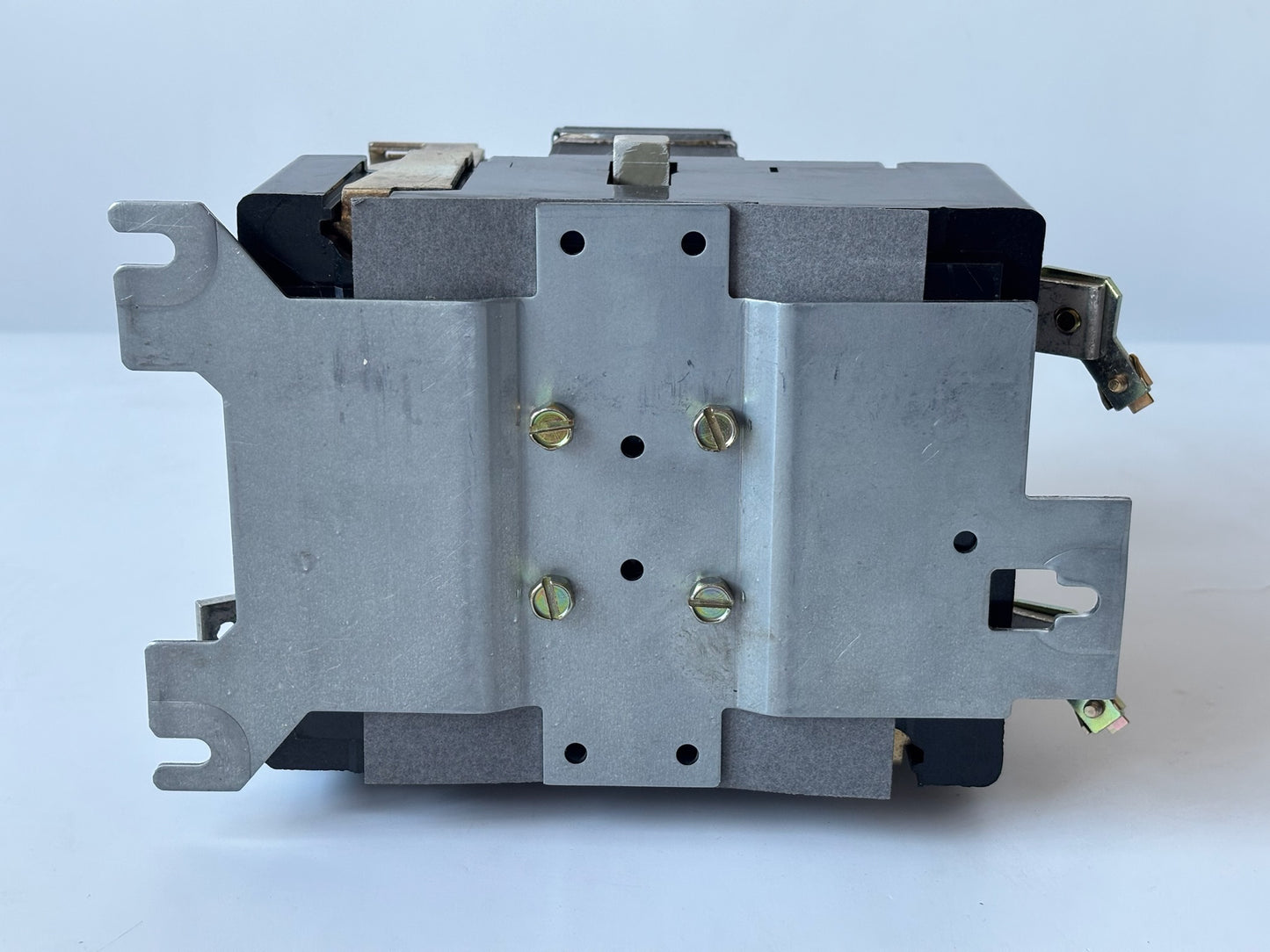GE CR353GK2AA1 DP Contactor 3-Pole 150 A 120 V AC Coil Industrial Use