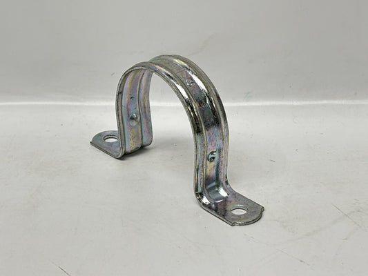 25 PK Bridgeport 1925 2″ Two‑Hole EMT Pipe Strap, Zinc Steel