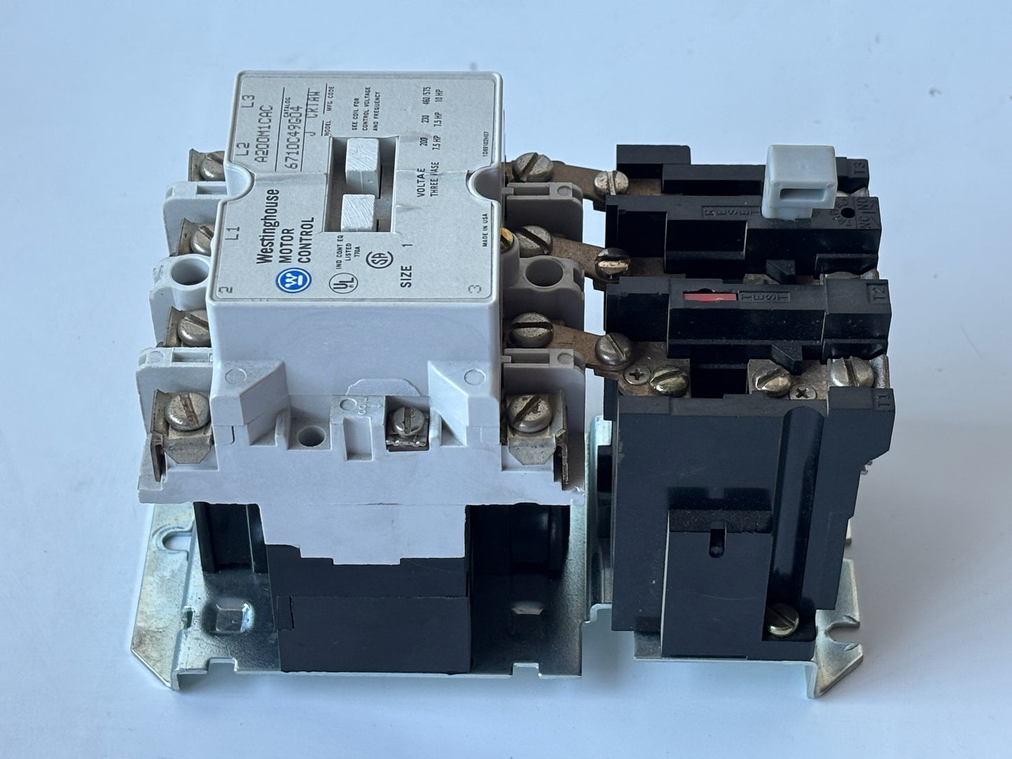 Westinghouse A200M1CAC Motor Starter Contactor 120V Coil Size 1