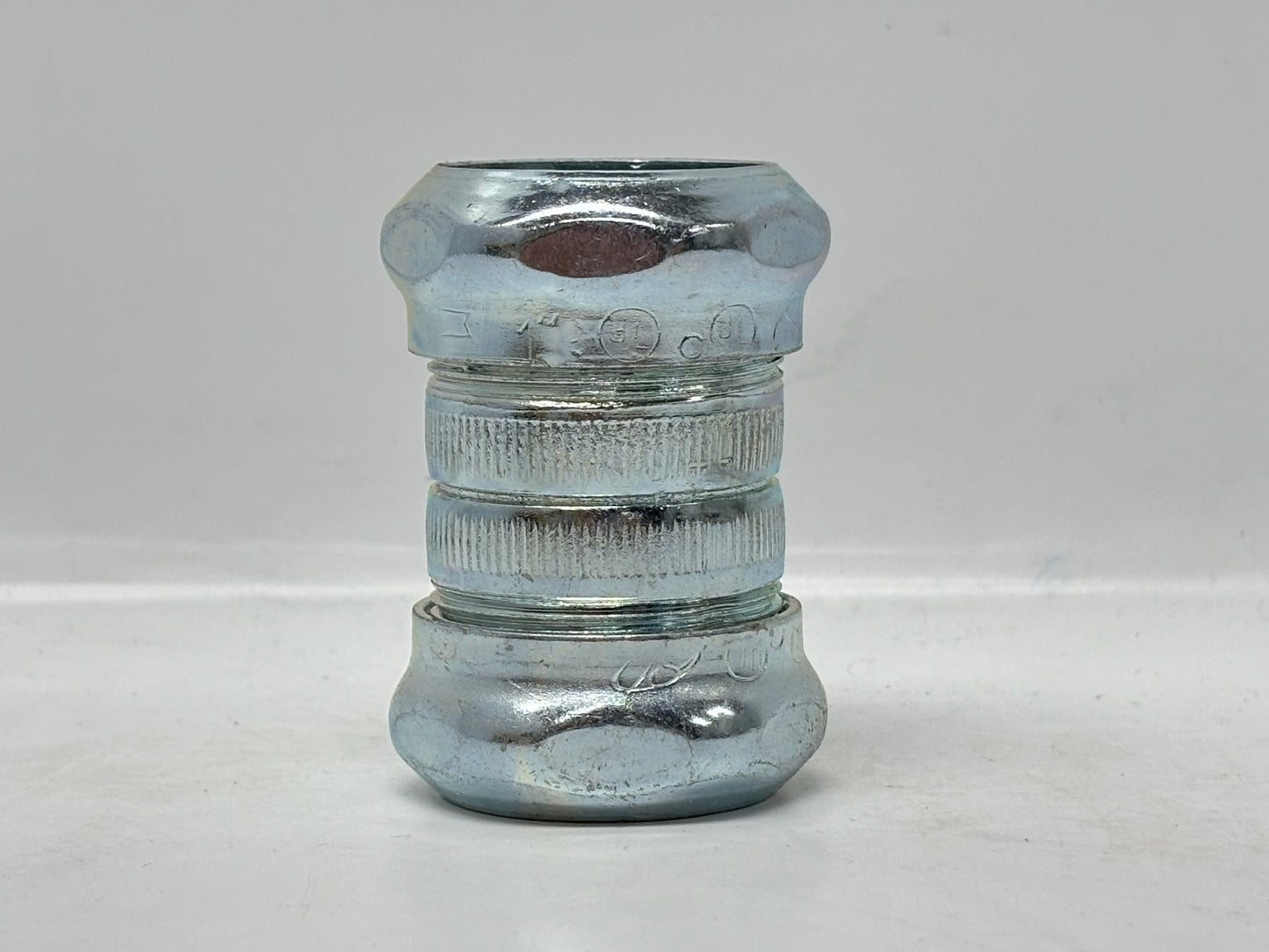 25 PK RACO 2924RT 1″ EMT Raintight Compression Coupling, Steel