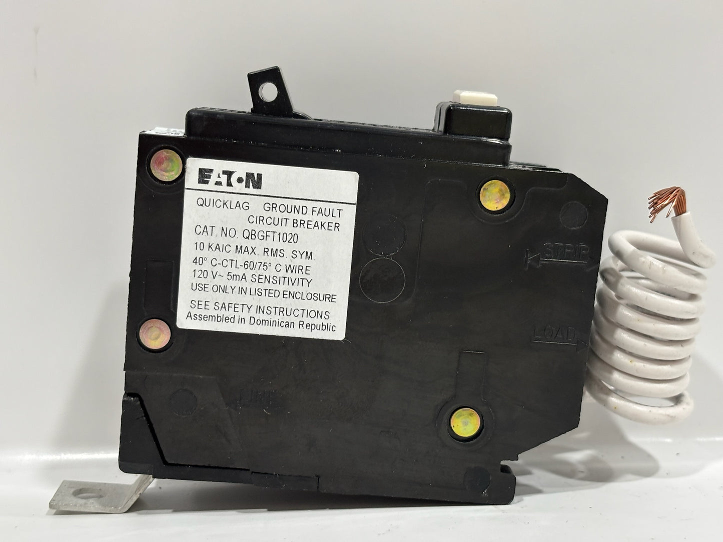 New 2 PK Eaton QBGFT1020 Circuit Breaker With Ground Fault Protection
