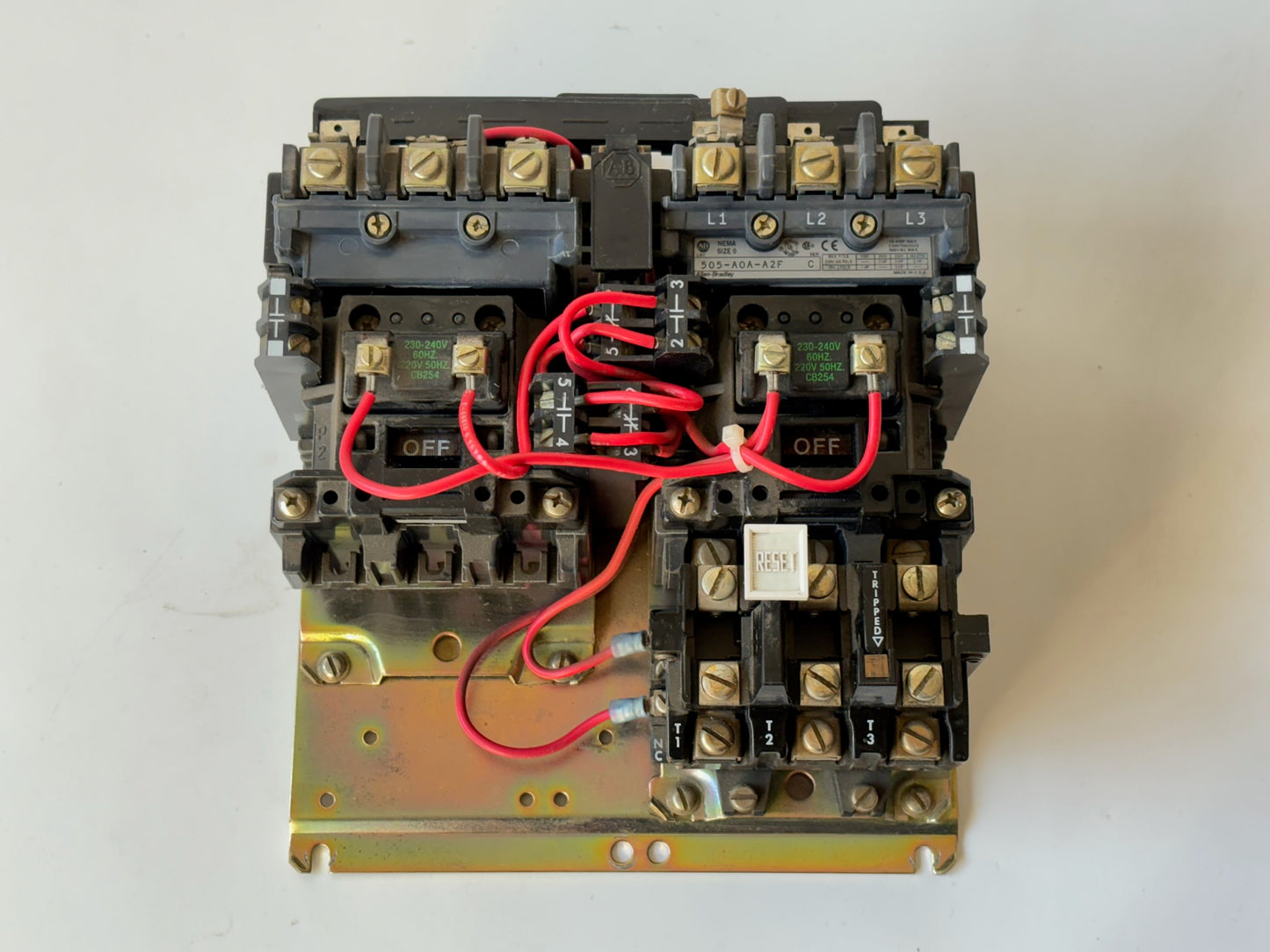 Allen-Bradley 505-A0A-A2F NEMA Size 0 Reversing Starter 3-Phase 115/120 V
