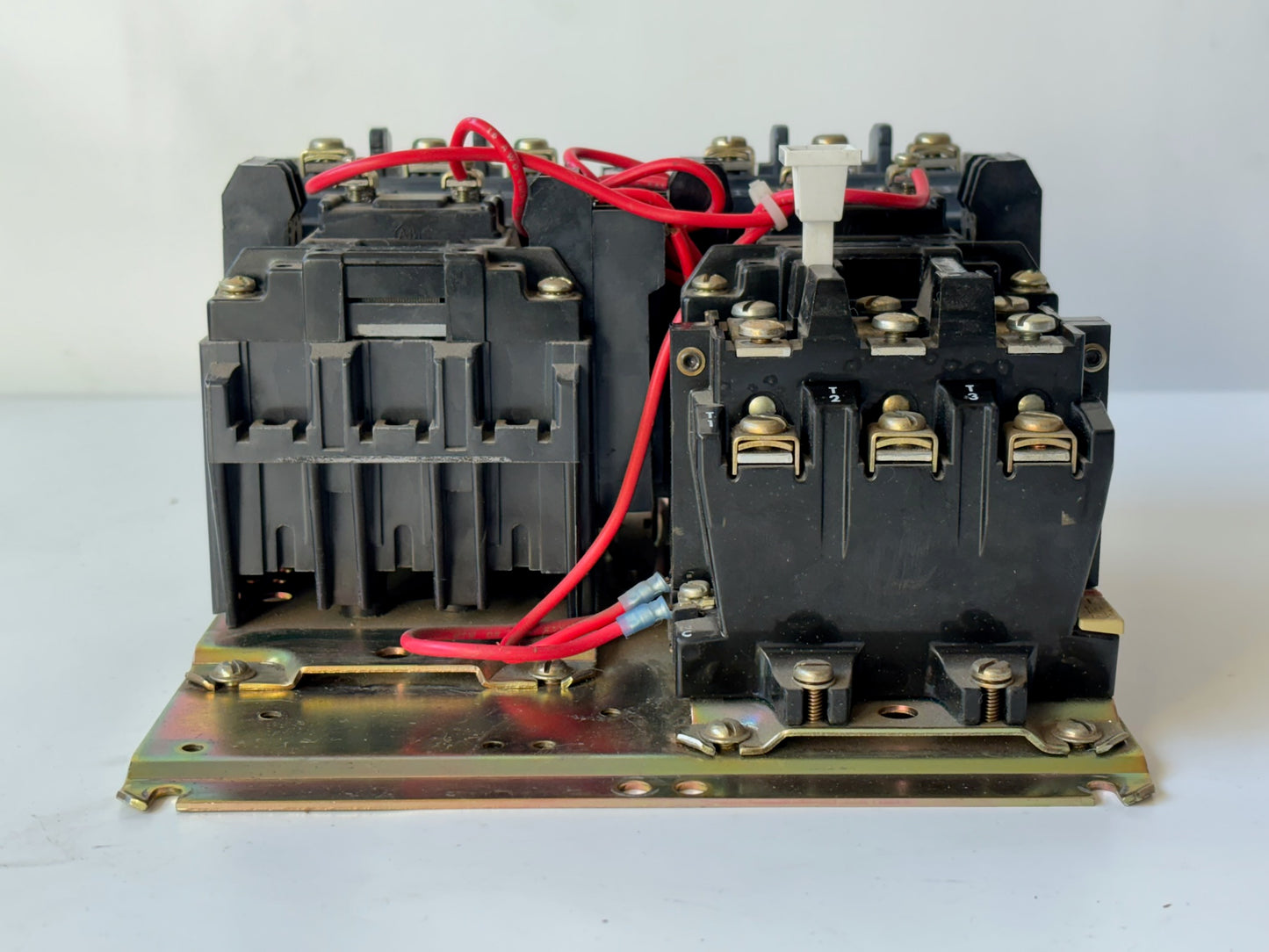 Allen-Bradley 505-A0A-A2F NEMA Size 0 Reversing Starter 3-Phase 115/120 V