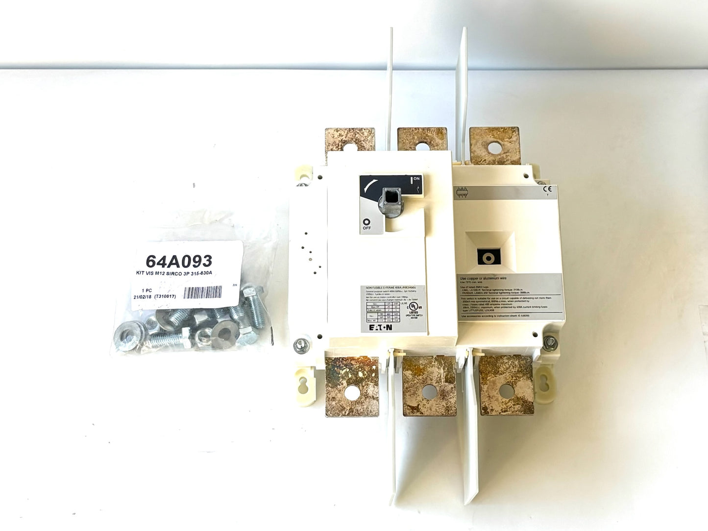 Eaton R9E3400U 400 A 3-Pole Non-Fusible Rotary Disconnect Switch 600 V - Minor Rust