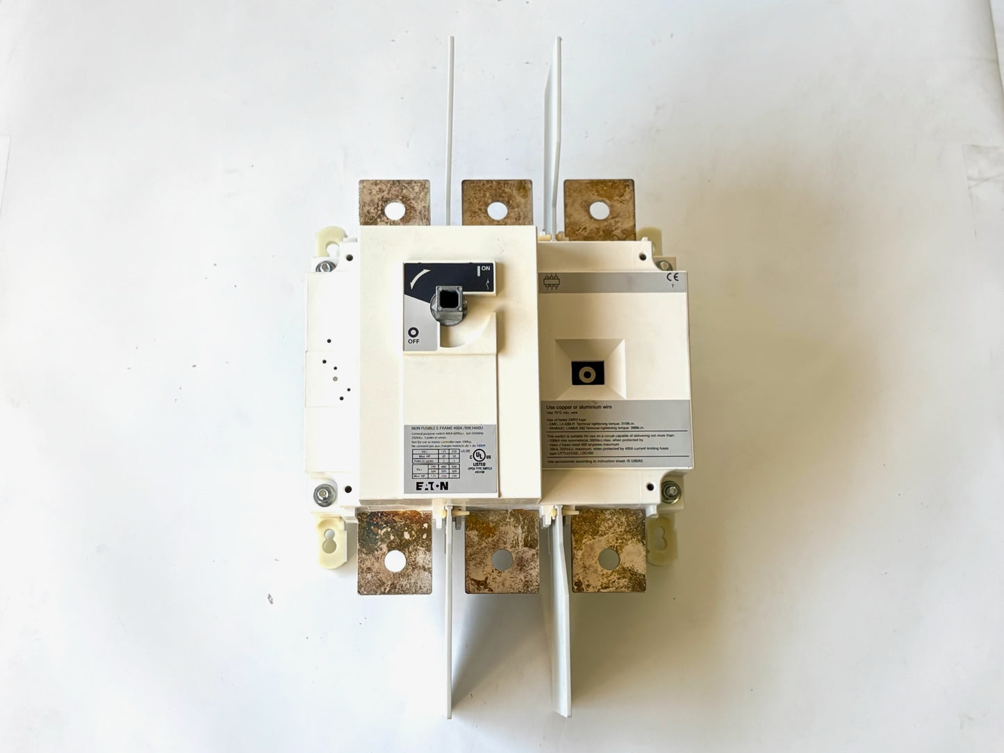 Eaton R9E3400U 400 A 3-Pole Non-Fusible Rotary Disconnect Switch 600 V - Minor Rust