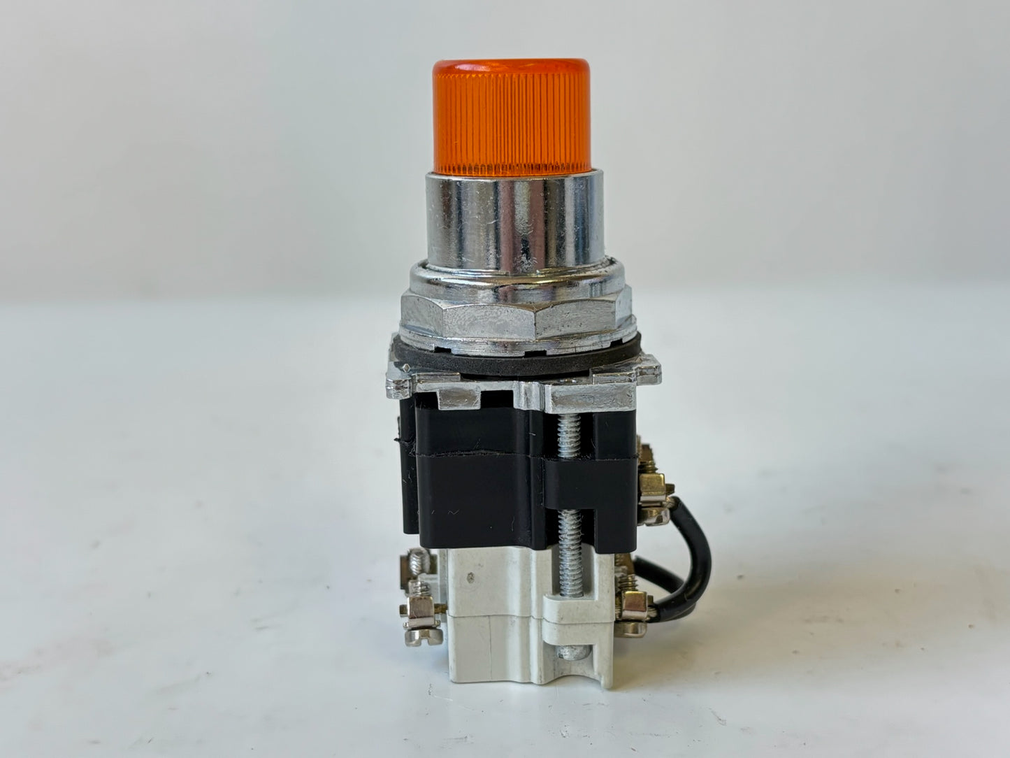 3PK Cutler‑Hammer 10250T/91000T/E34 Heavy‑Duty Orange 30.5 mm Pushbutton Operator