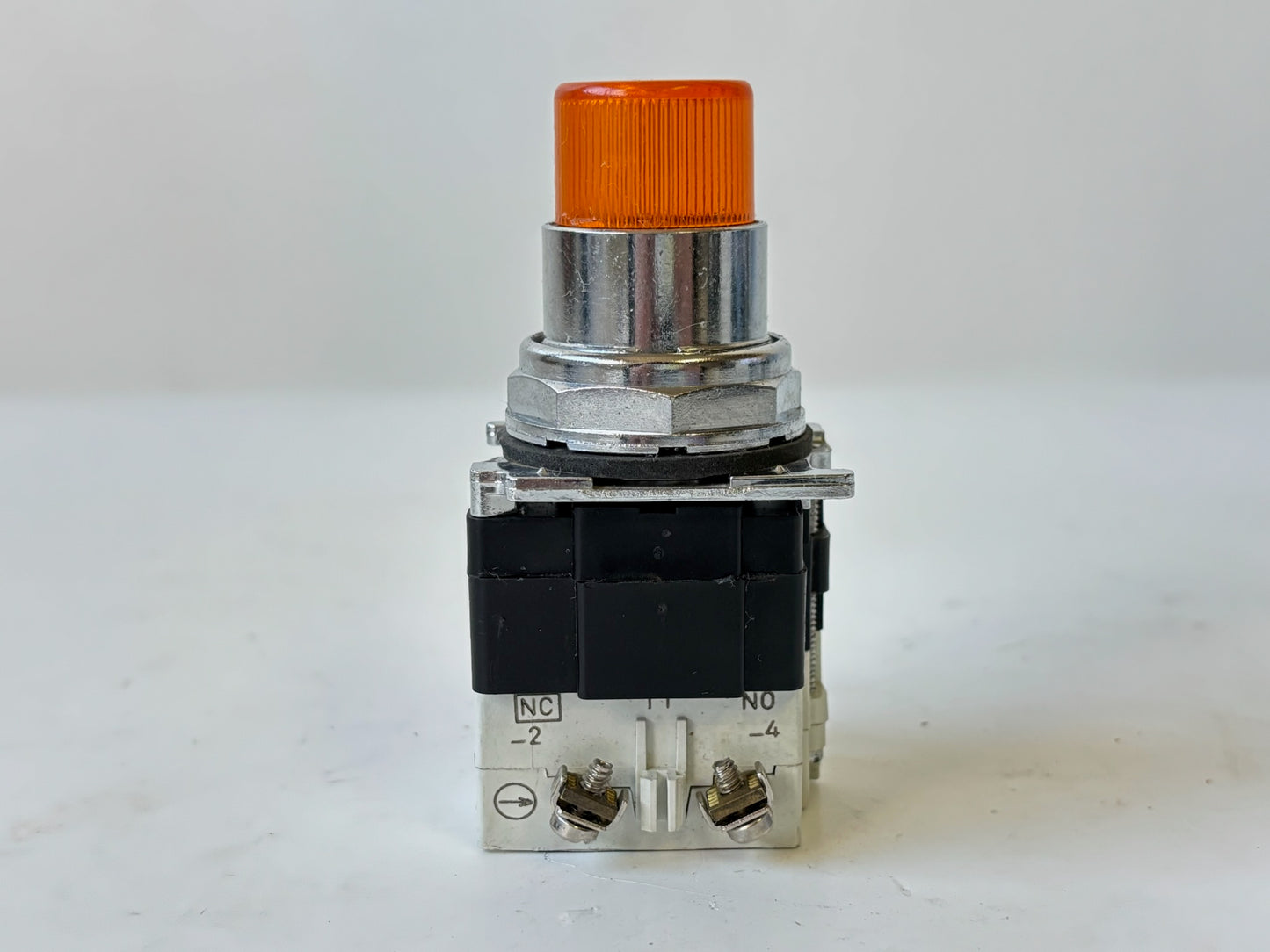 3PK Cutler‑Hammer 10250T/91000T/E34 Heavy‑Duty Orange 30.5 mm Pushbutton Operator