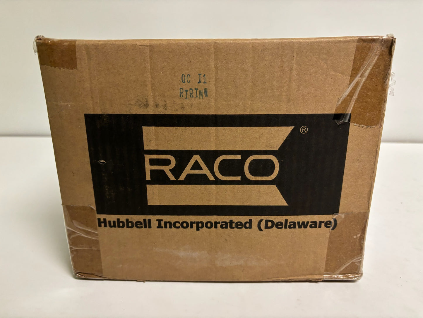New 100 PK Raco 4040 RAC Die Cast Zinc 3/8-Inch Double Armored Cable Connector