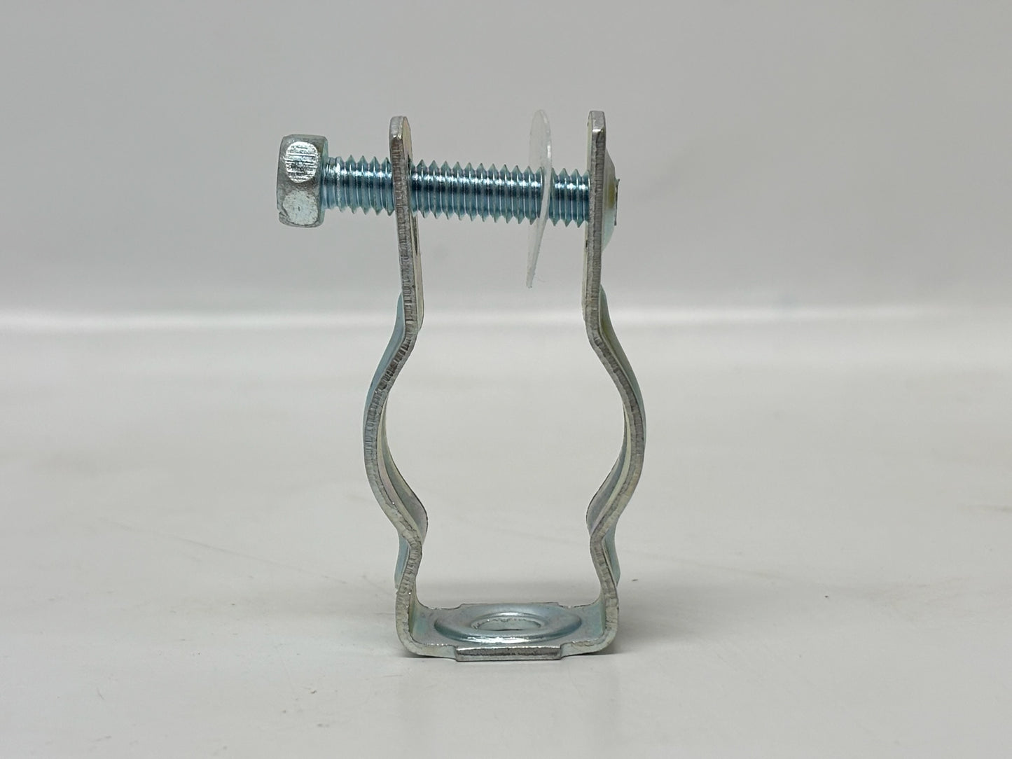 100 PK Caddy CD1B ¾″ Bolt‑Close Conduit / Pipe Clamp