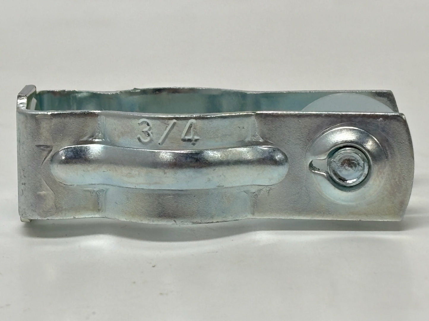 100 PK Caddy CD1B ¾″ Bolt‑Close Conduit / Pipe Clamp