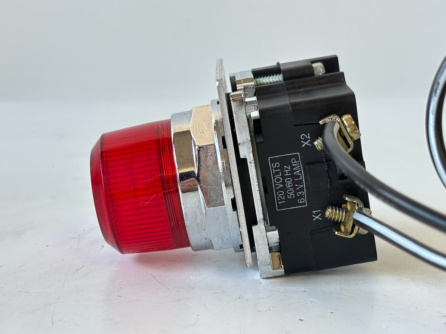 Eaton Cutler‑Hammer C400T9A Freedom Series Red 120 V Pilot Light Cover Kit