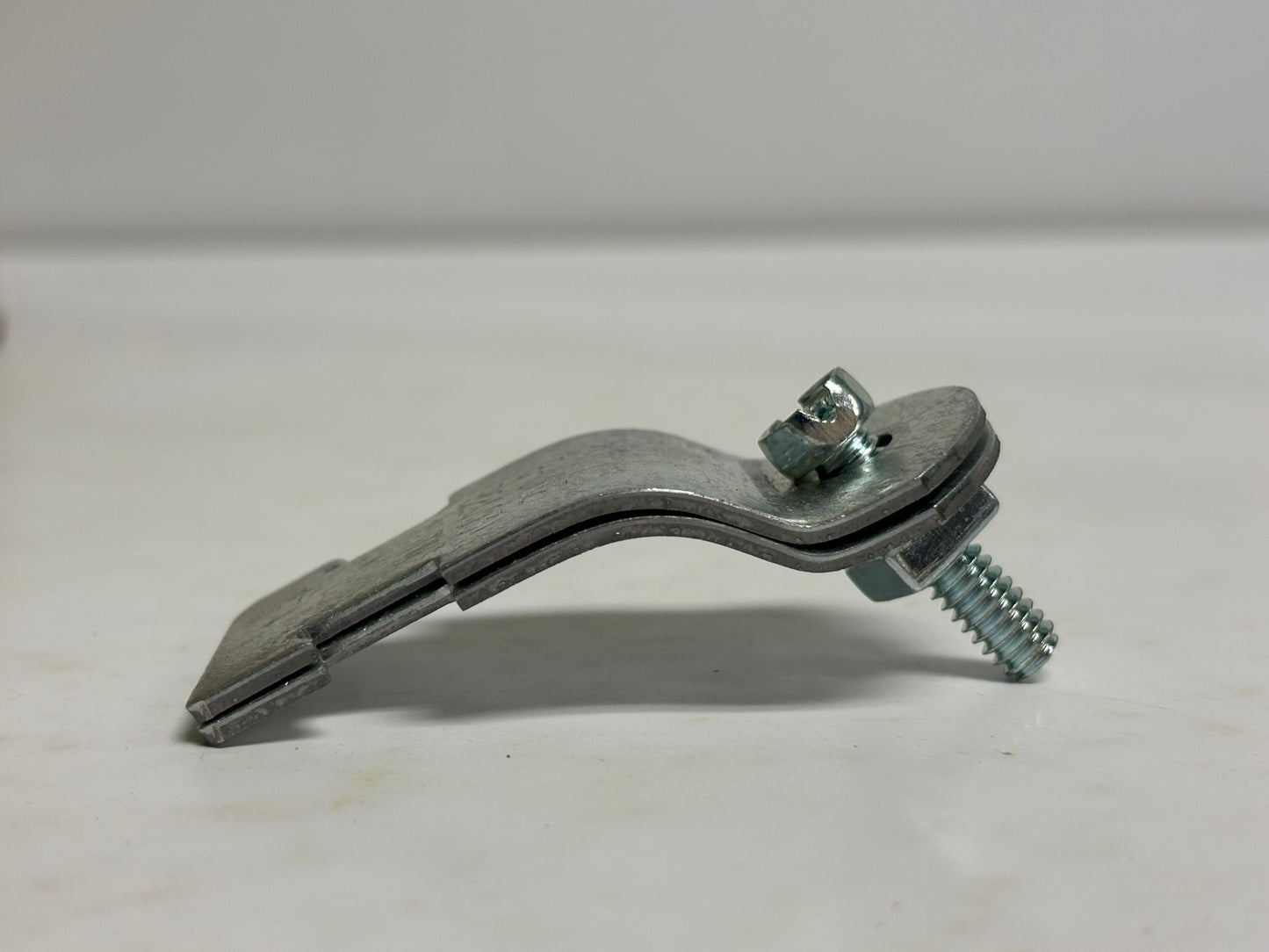 150 PK Eaton B2003PAZN – 1" EMT Conduit to Strut Clamp, Zinc-Plated Steel
