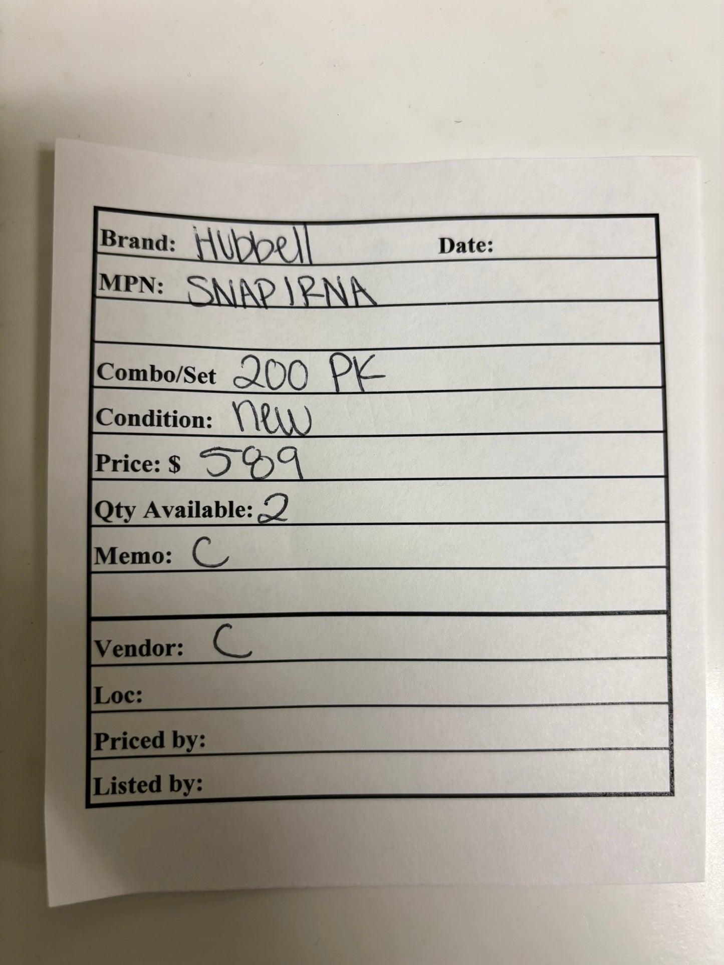 200 PK Hubbell SNAP1RNA – 20A Right-Angle SNAPConnect Pigtailed Receptacle Connector