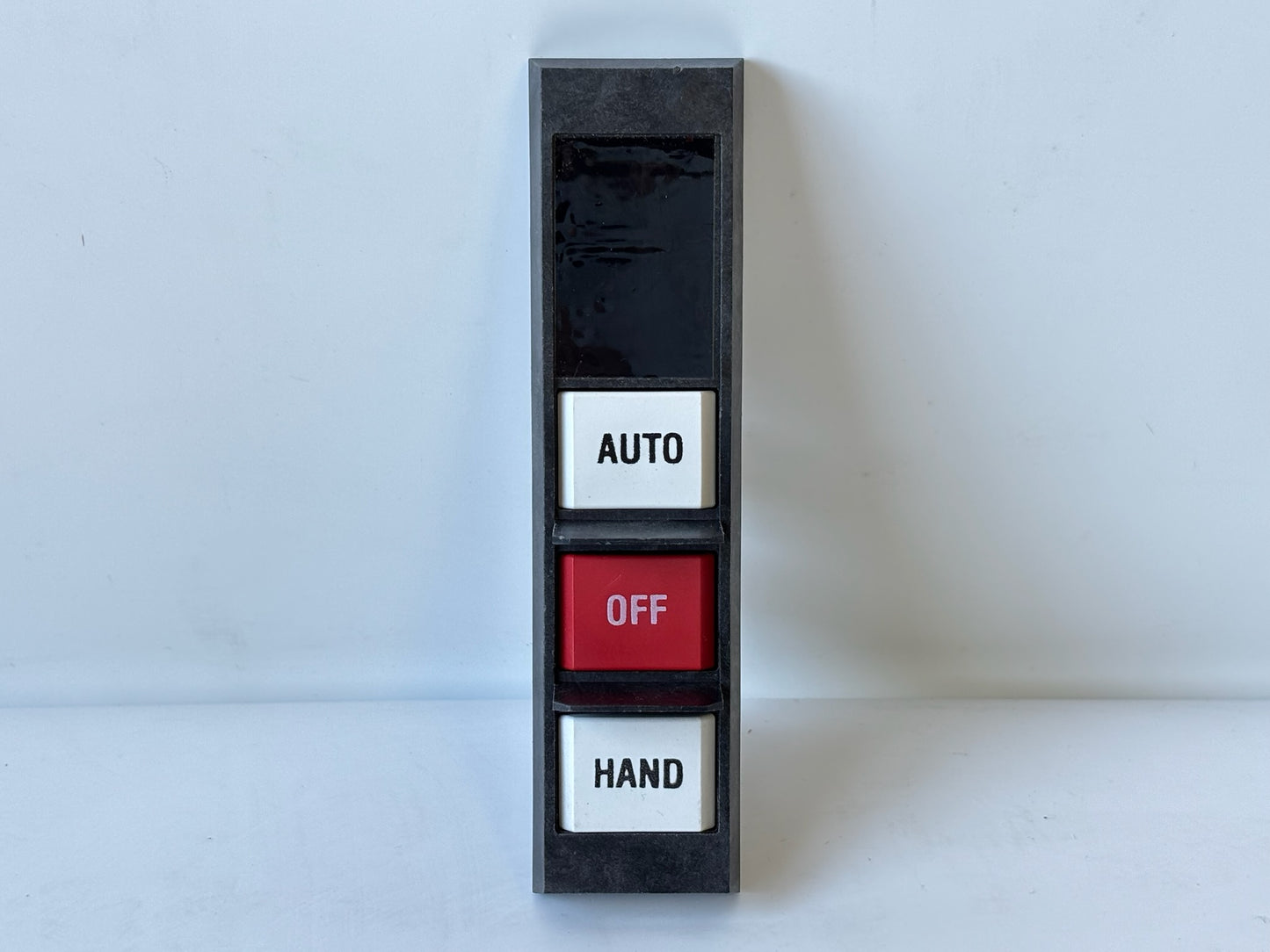 Cutler-Hammer C400GK3 Series A2 Selector Switch Kit HAND/OFF/AUTO NEMA 1