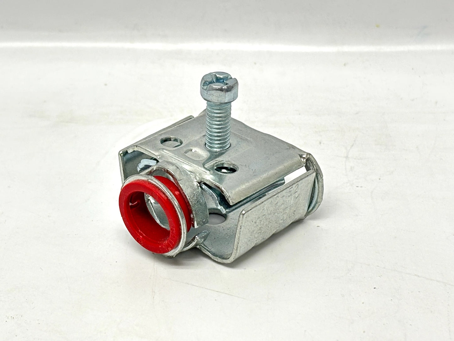 73PK Bridgeport AMC‑52 E‑Z Lock Duplex Steel MC / AC Connector