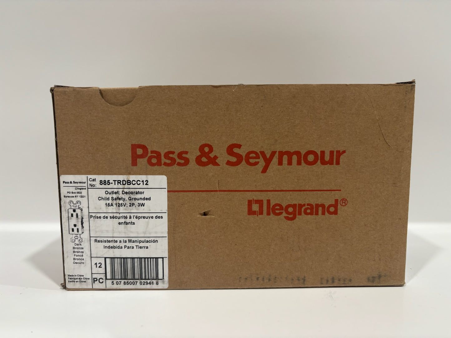 New 12 PC Legrand 885-TRDBCC12 15A TR Outlet, Dark Bronze, 125V