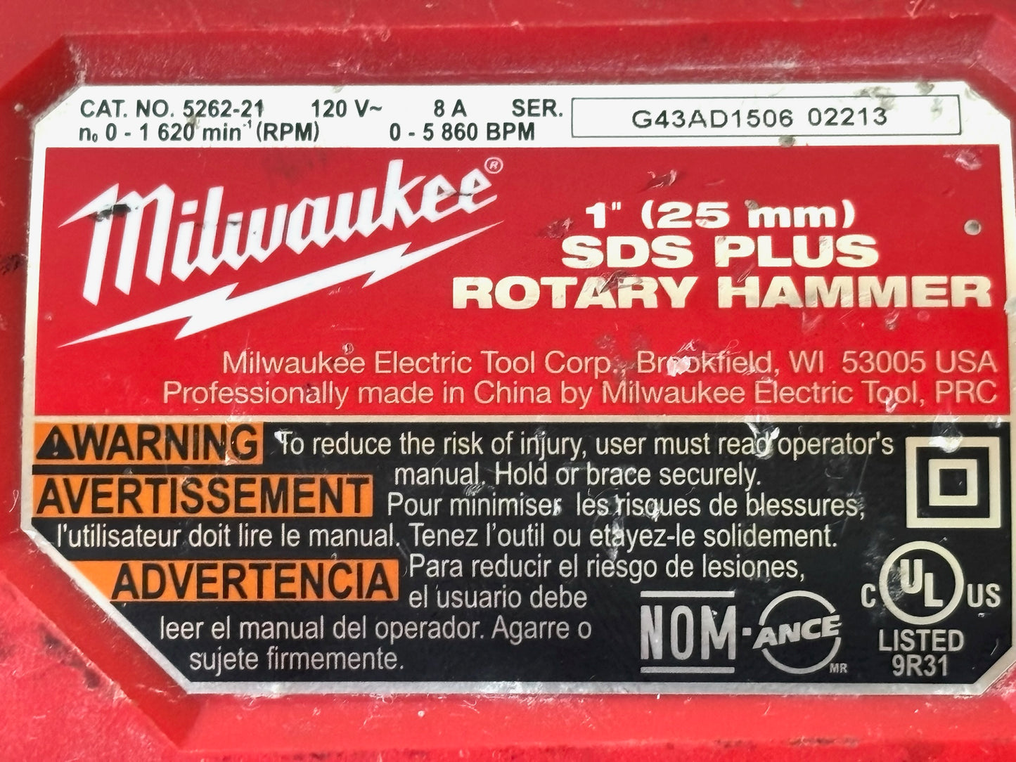 Milwaukee 5262‑21 1″ SDS‑Plus D‑Handle Rotary Hammer Kit with 3‑Mode Operation