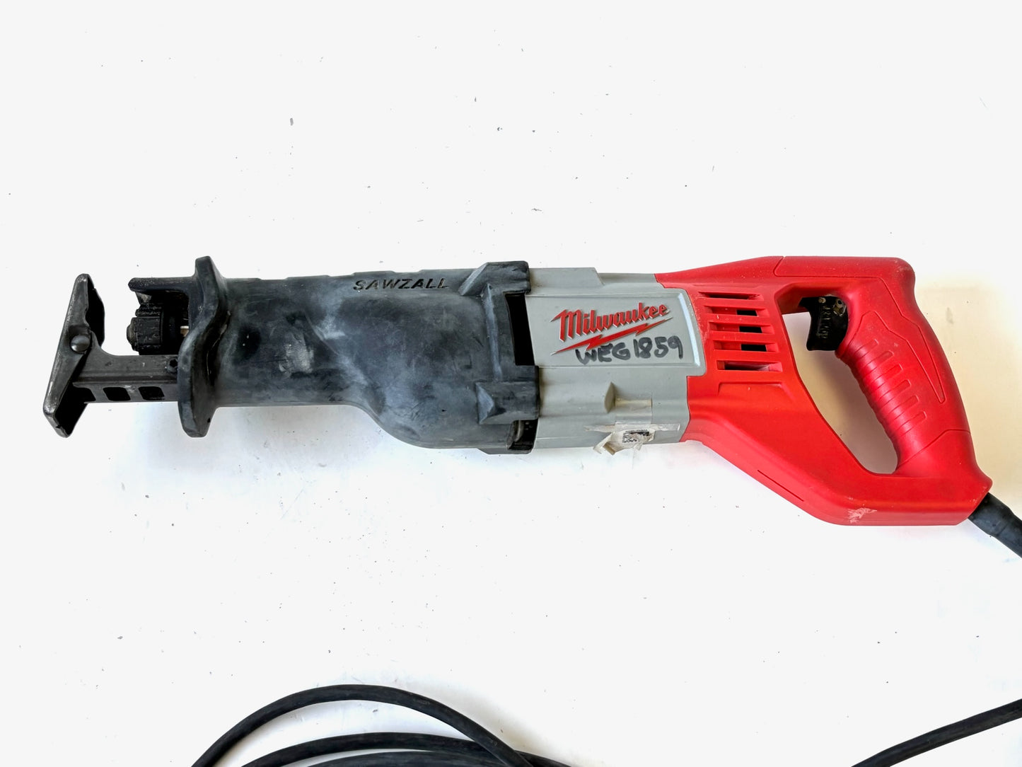 Milwaukee 6519‑31 SAWZALL® 12 Amp Corded Reciprocating Saw Kit with Case